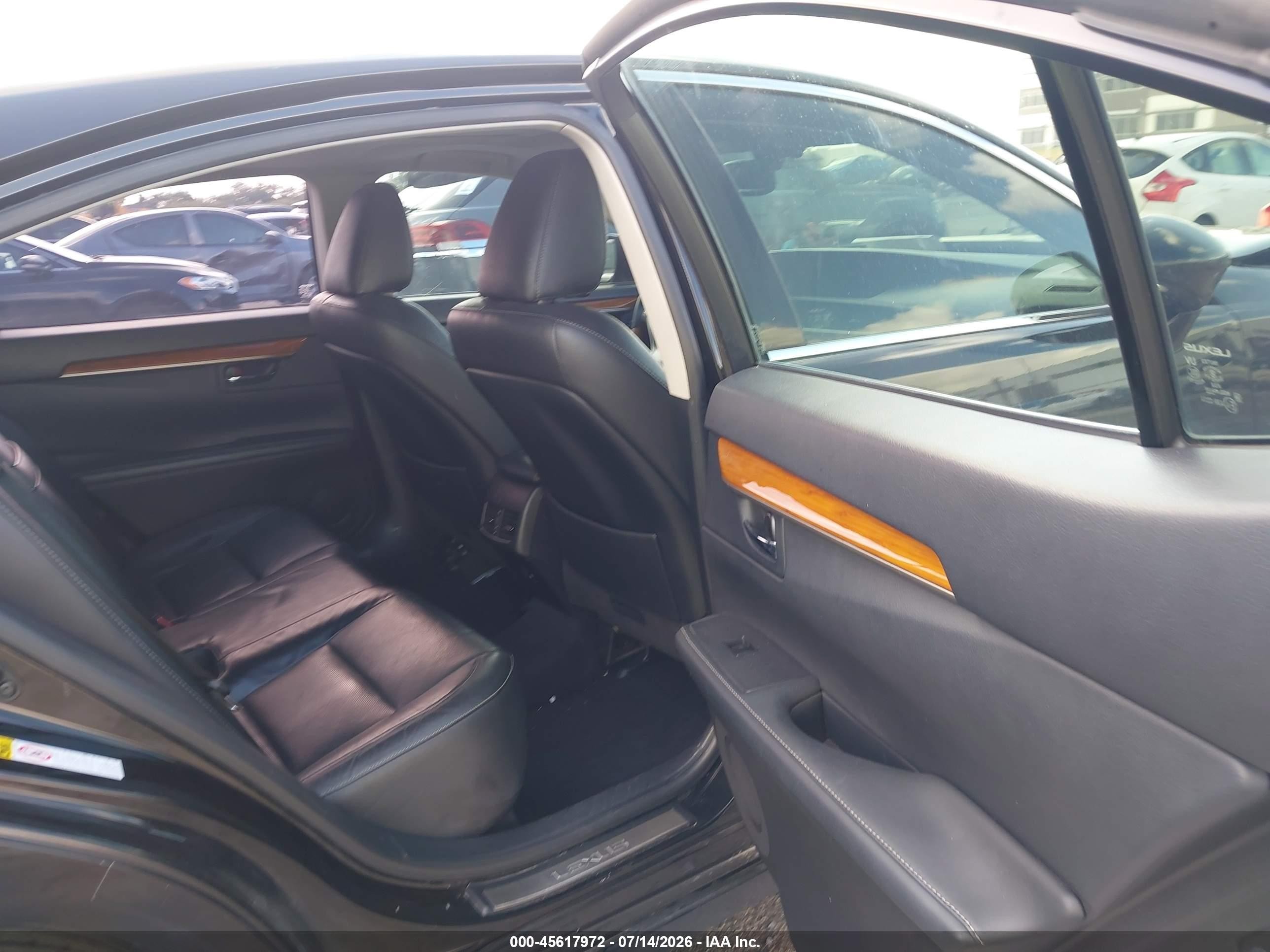 2014 Lexus Es 300h   Черный vin: JTHBW1GG4E2042455