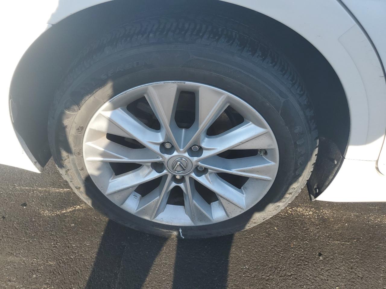 2014 Lexus Es 300h White vin: JTHBW1GG4E2066030 Damage: Right Rear Wheel, Curb Rash, > 12 Inches