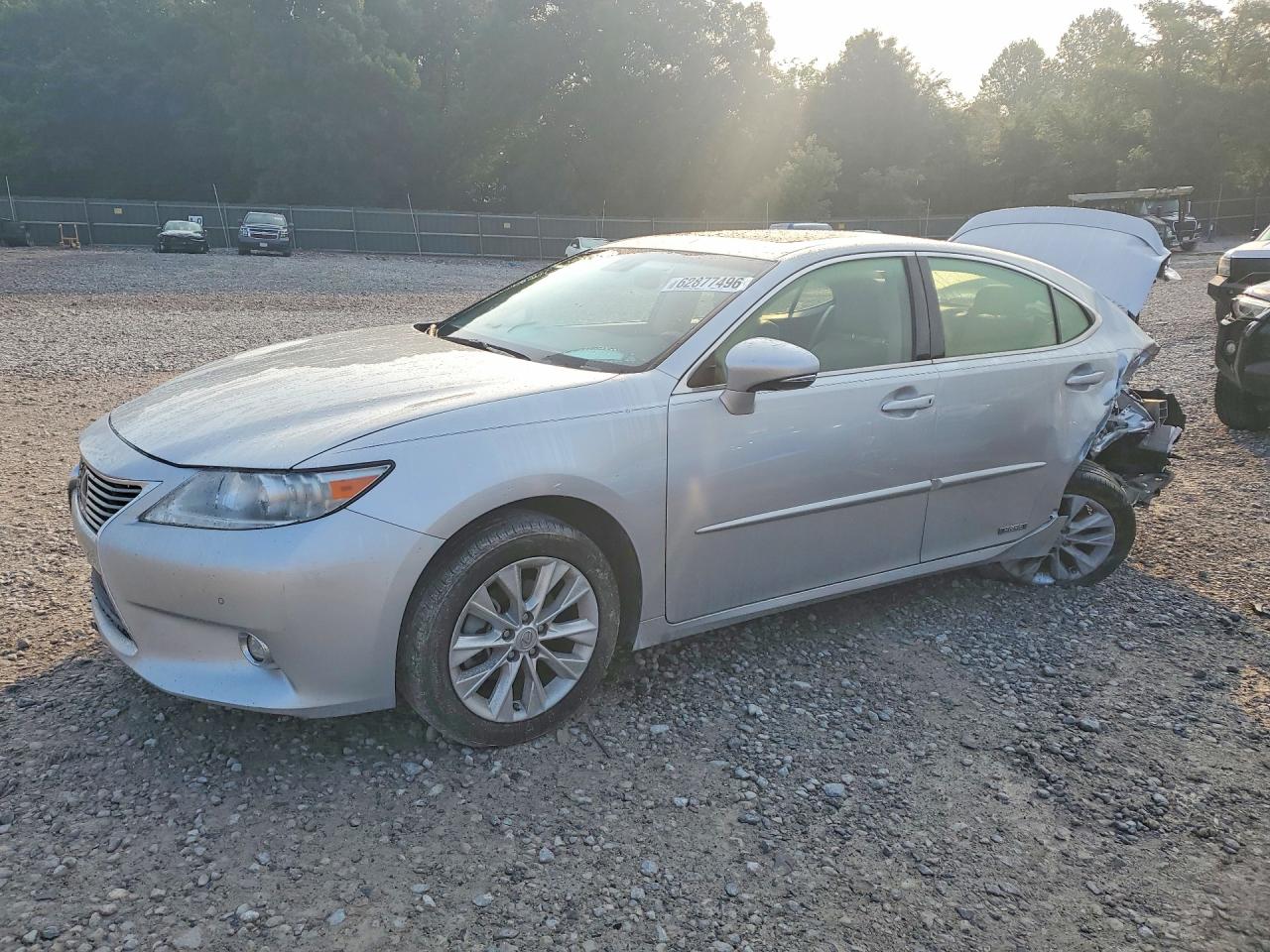 2014 Lexus Es 300h Silver vin: JTHBW1GG4E2072846