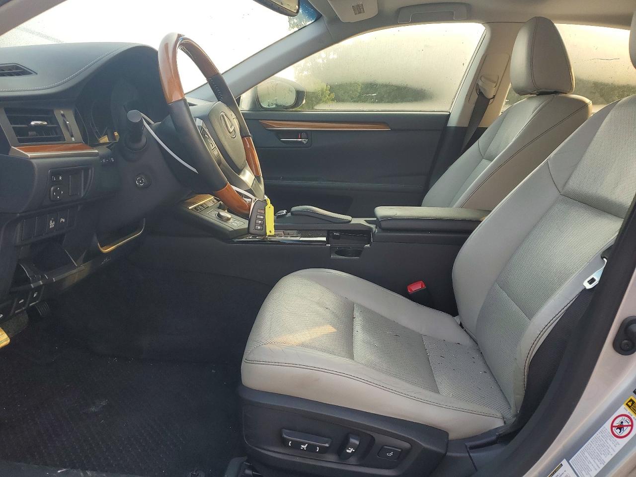 2014 Lexus Es 300h Silver vin: JTHBW1GG4E2072846
