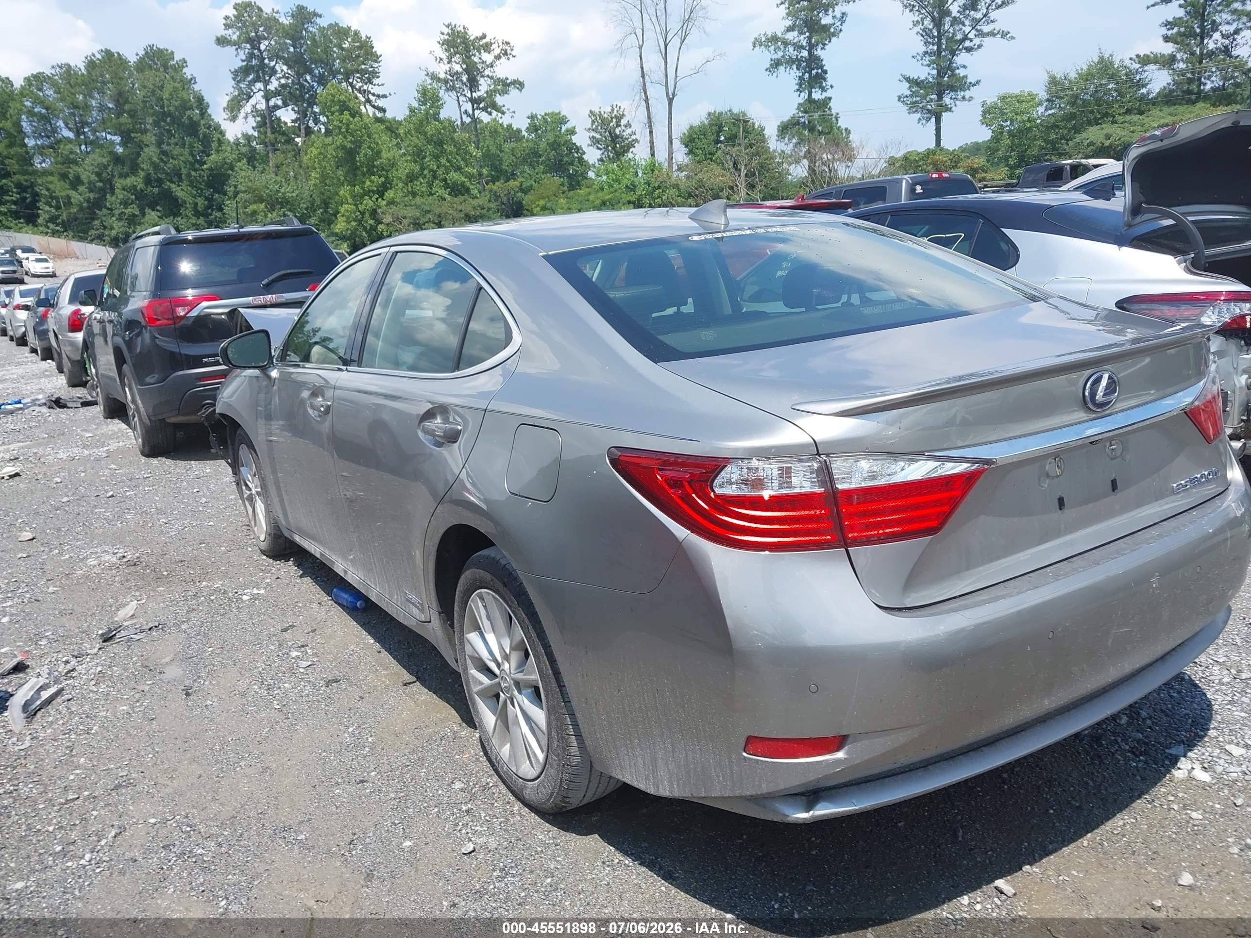 2015 Lexus Es 300h   Silver vin: JTHBW1GG4F2080947