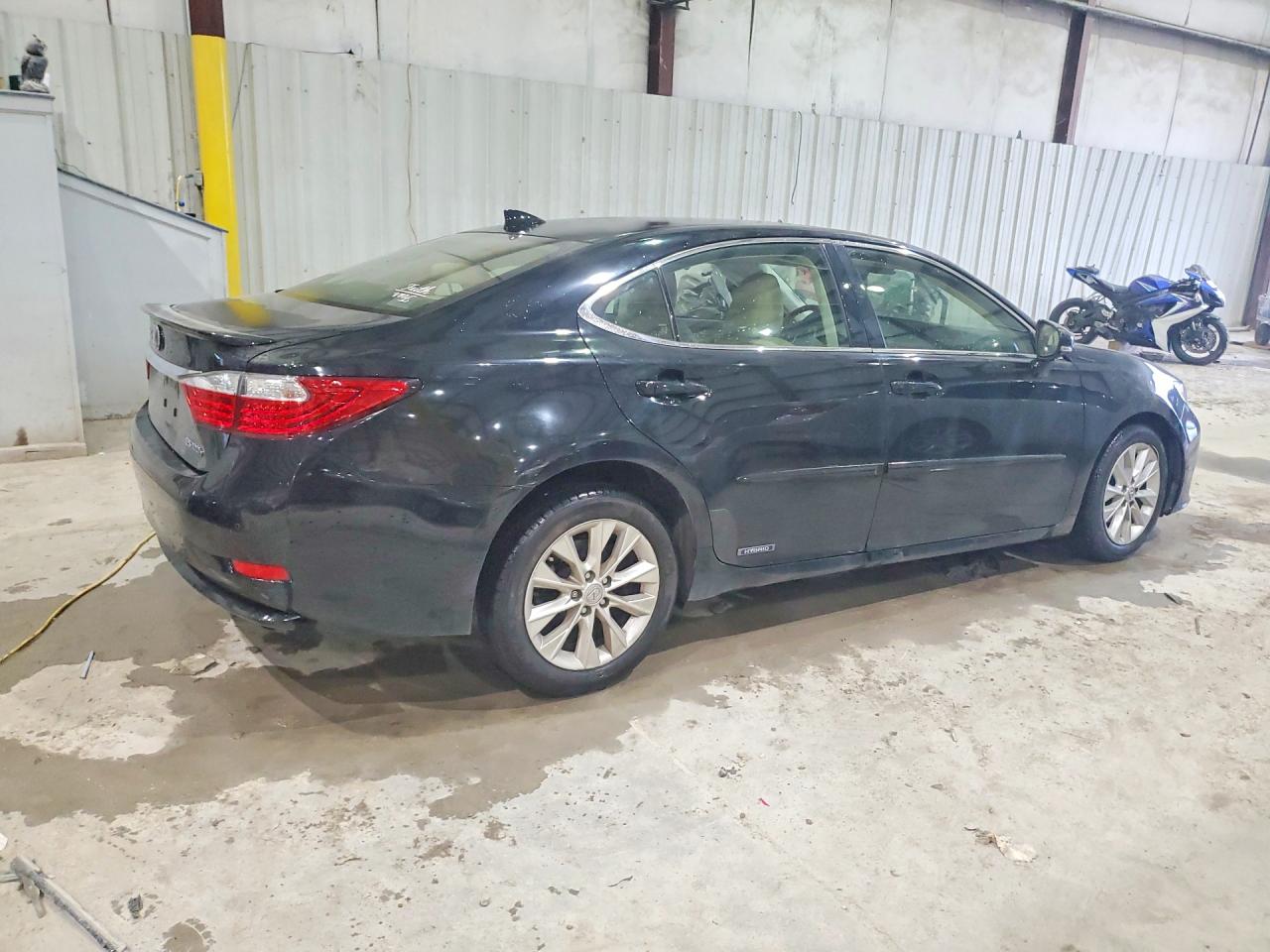 2015 Lexus Es 300h Black vin: JTHBW1GG4F2085453