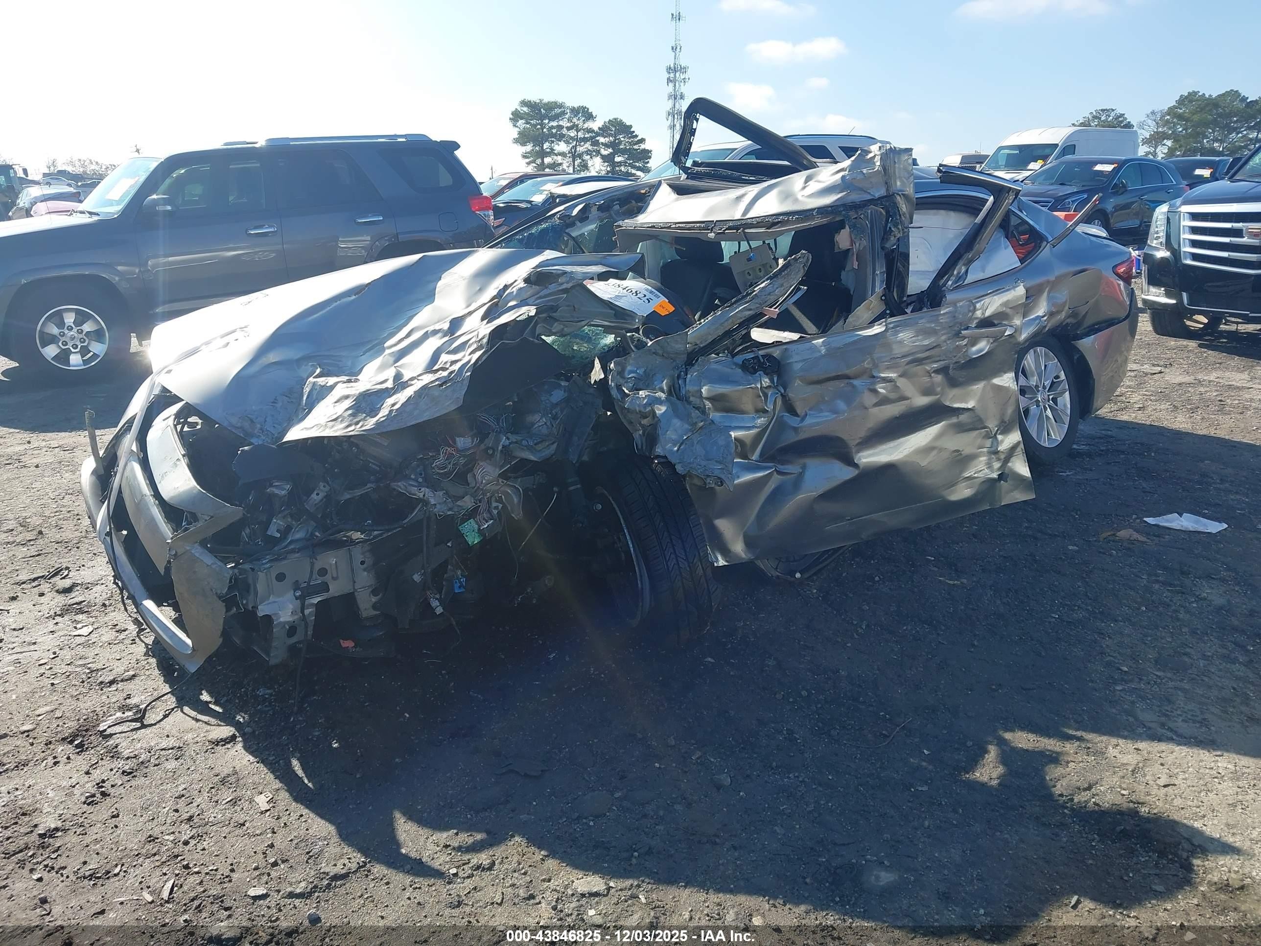 2015 Lexus Es 300h   Серебряный vin: JTHBW1GG4F2085646