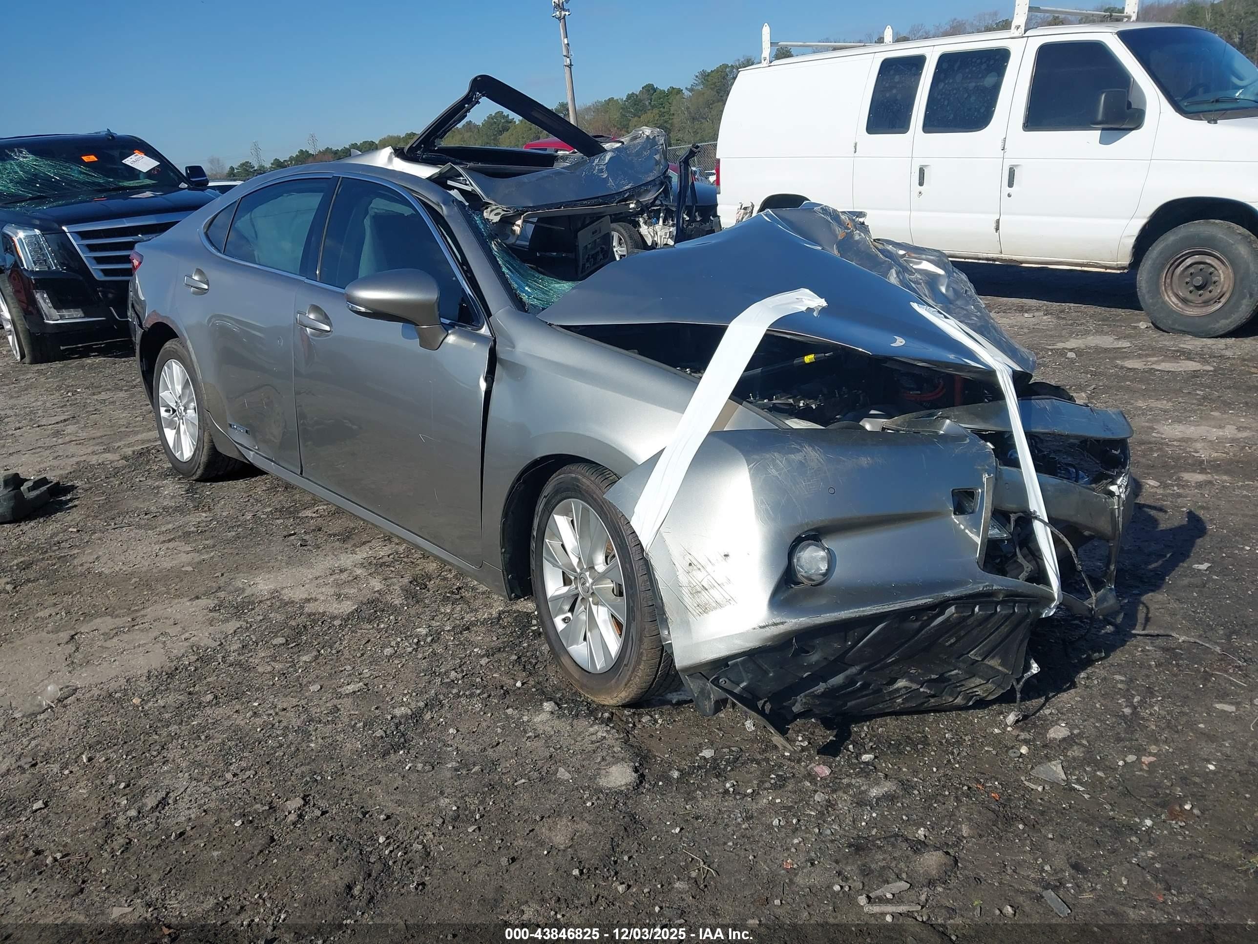 2015 Lexus Es 300h   Серебряный vin: JTHBW1GG4F2085646