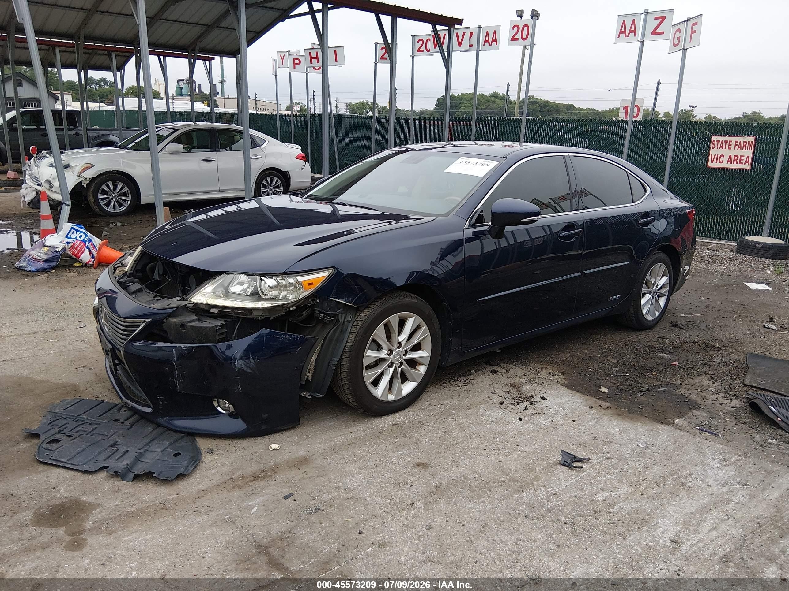 2015 Lexus Es 300h   Blue vin: JTHBW1GG4F2094878