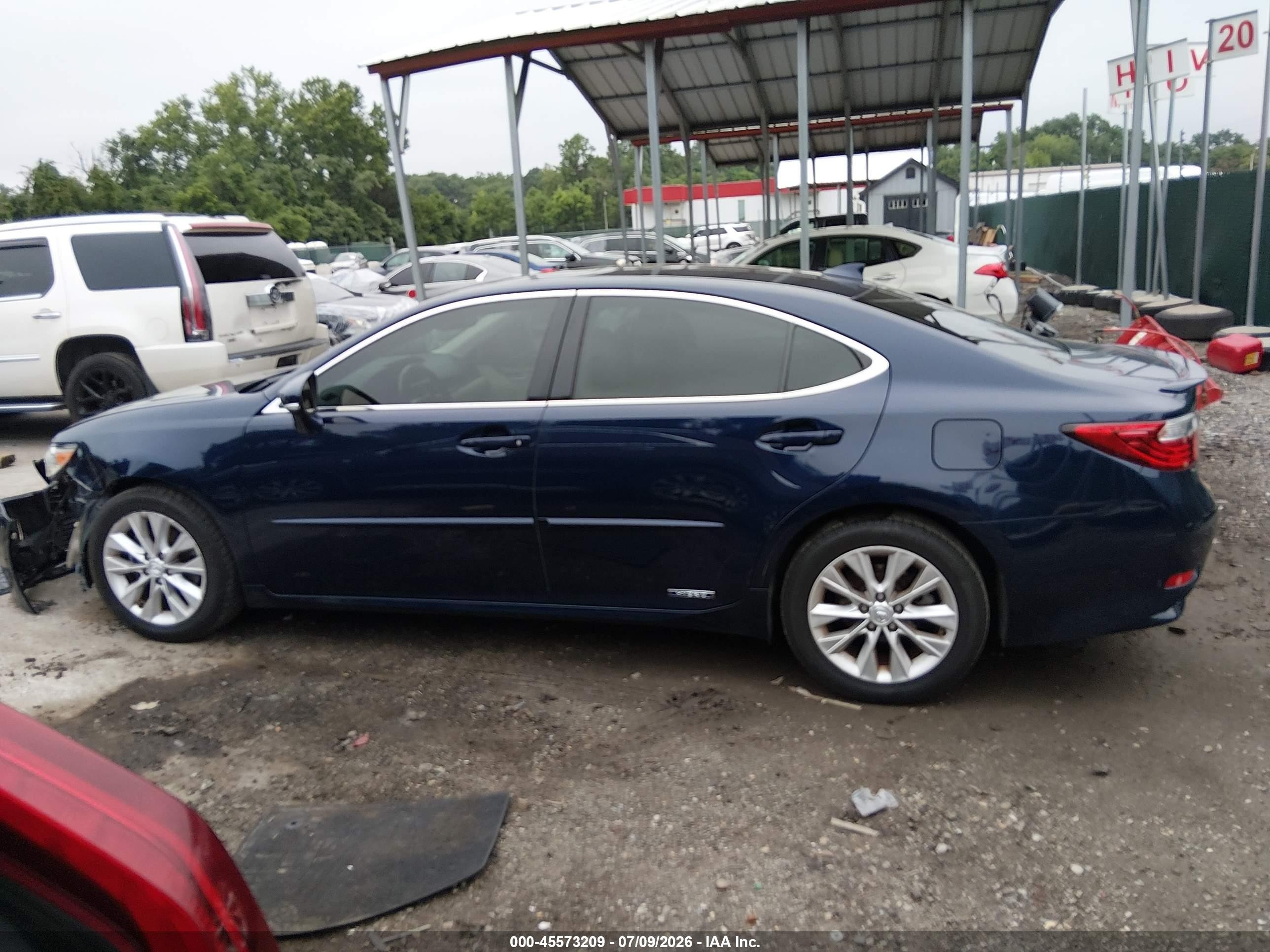 2015 Lexus Es 300h   Blue vin: JTHBW1GG4F2094878