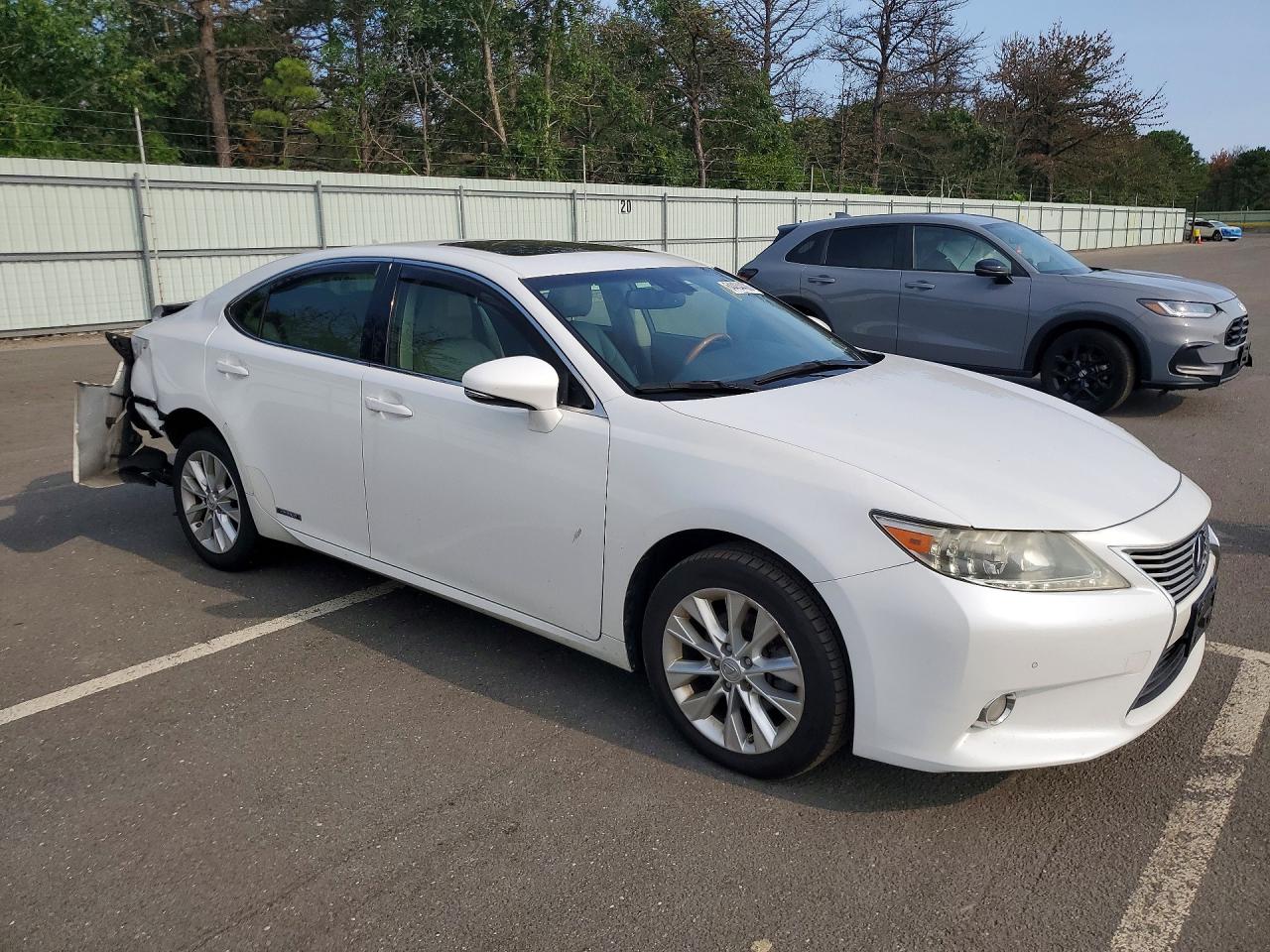 2013 Lexus Es 300h Beige vin: JTHBW1GG5D2003923