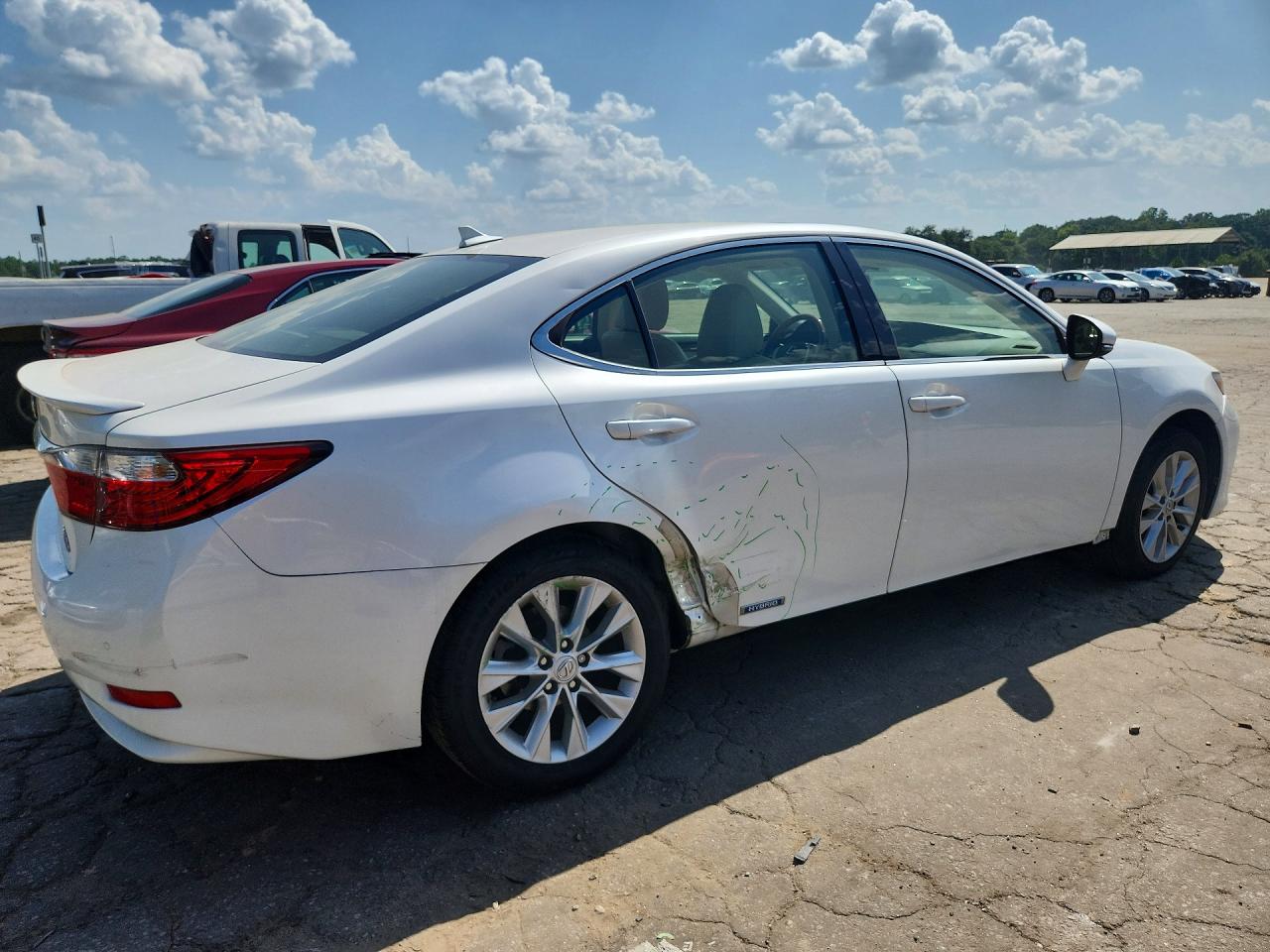2013 Lexus Es 300h White vin: JTHBW1GG5D2010449