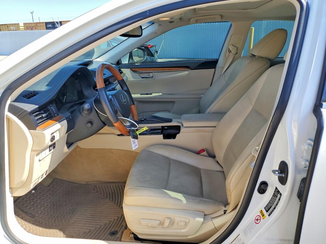 2013 Lexus Es 300h White vin: JTHBW1GG5D2016798
