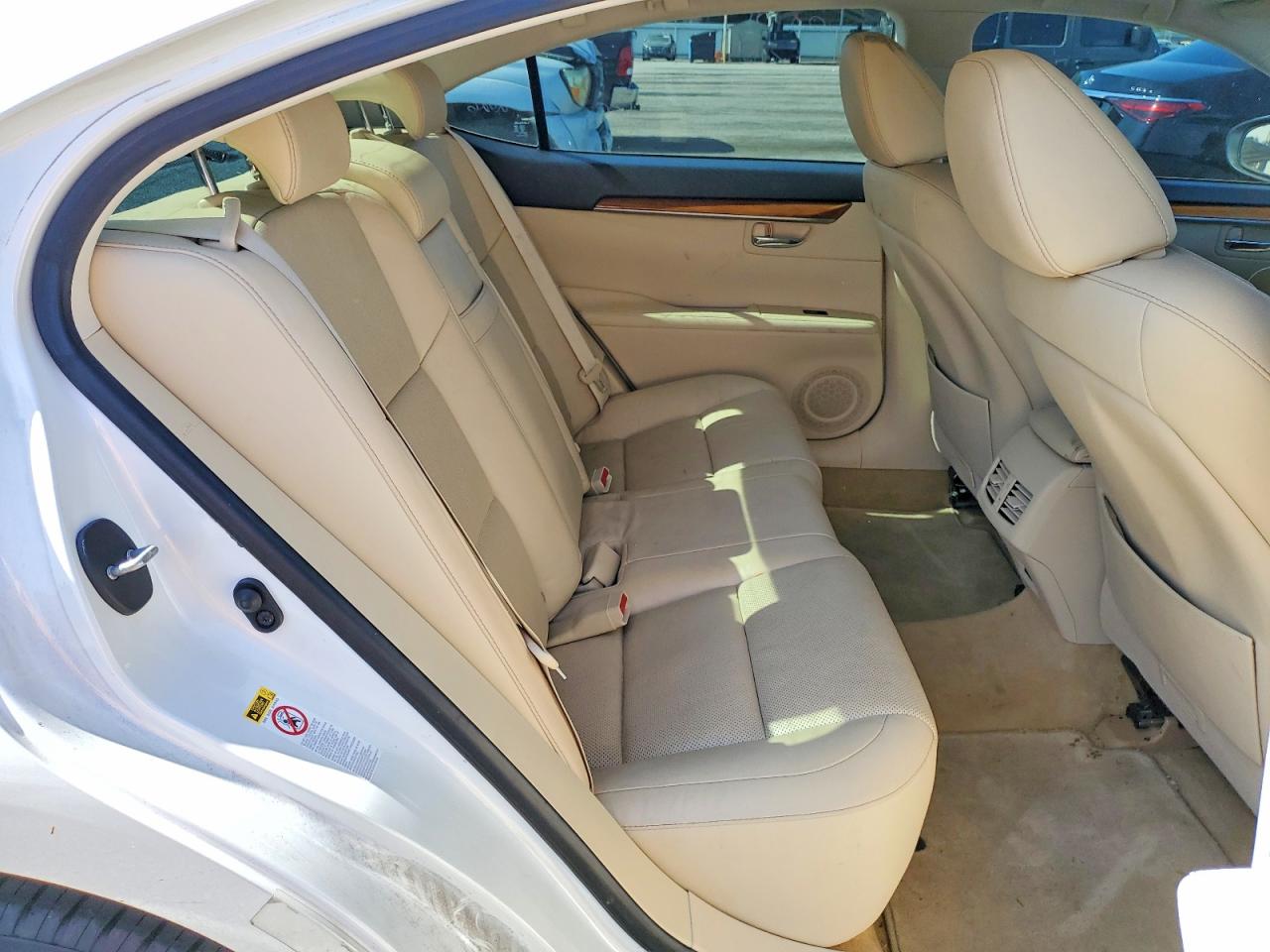 2013 Lexus Es 300h White vin: JTHBW1GG5D2016798