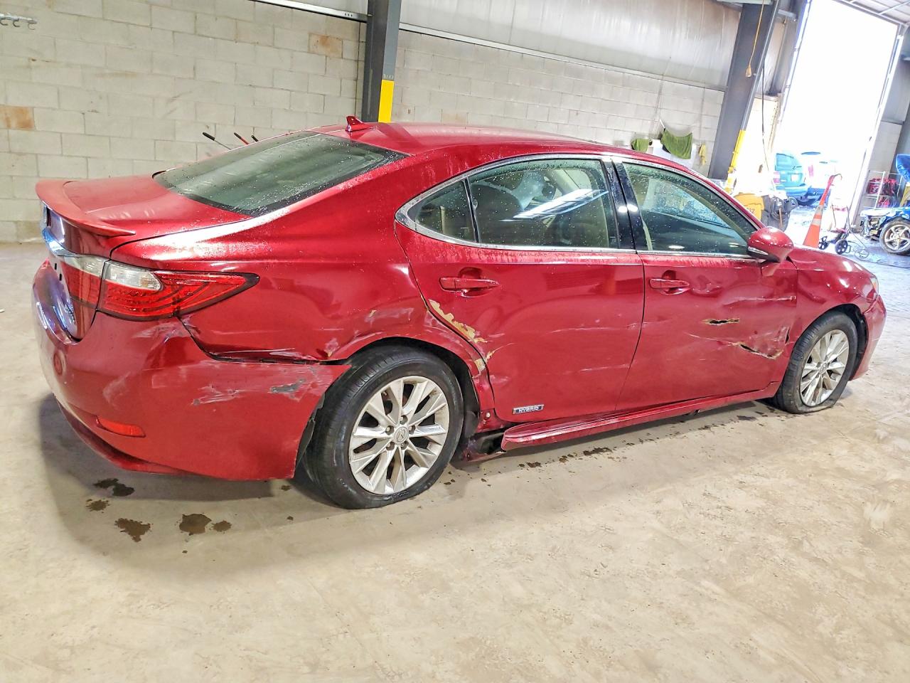2013 Lexus Es 300h Red vin: JTHBW1GG5D2022729