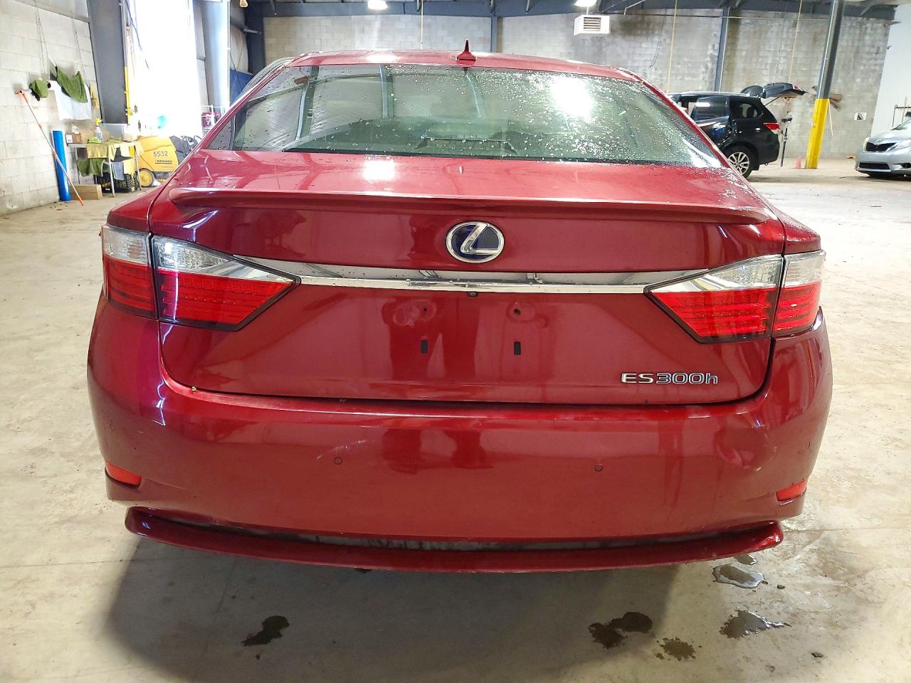 2013 Lexus Es 300h Red vin: JTHBW1GG5D2022729