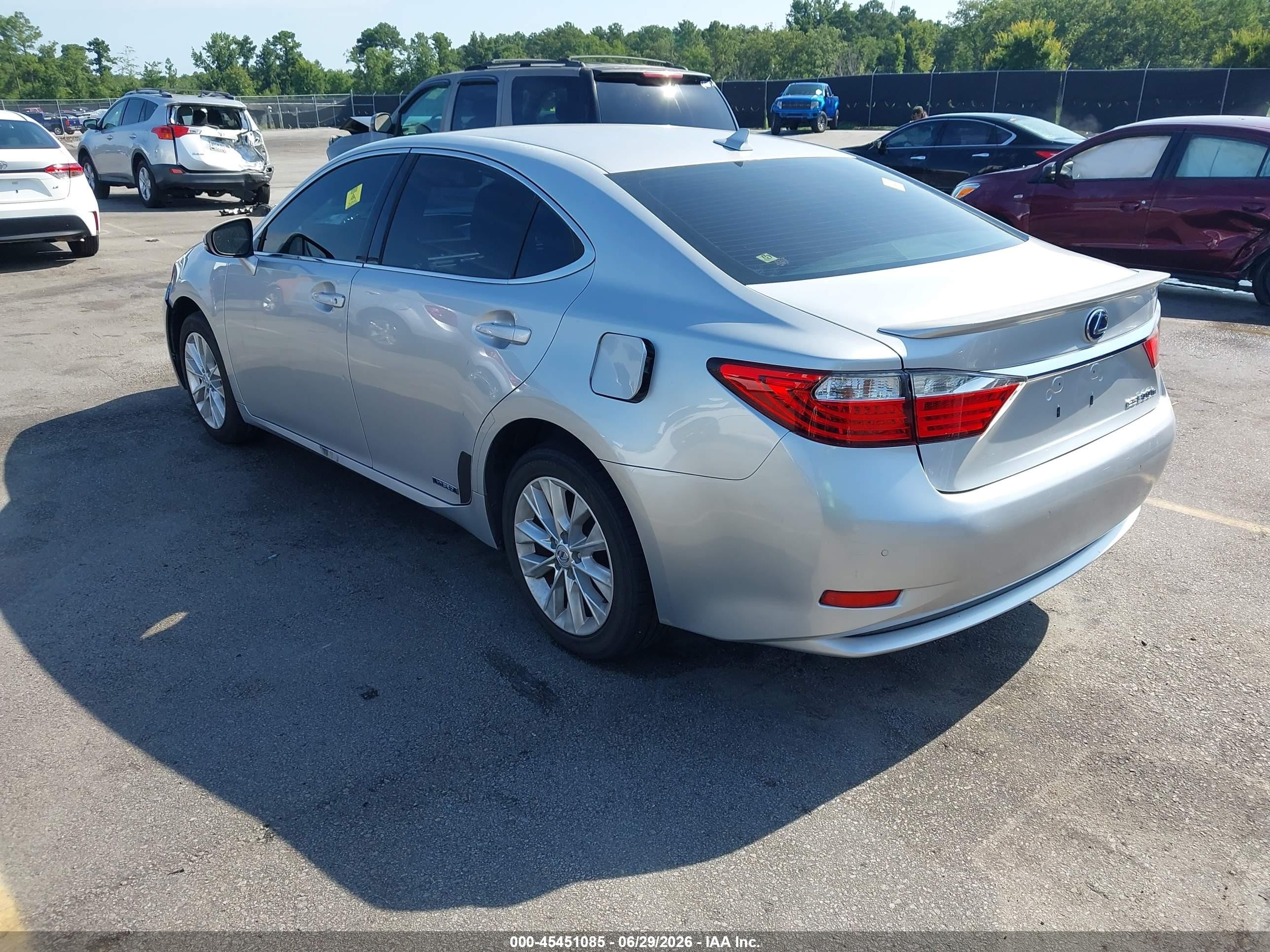 2013 Lexus Es 300h   Silver vin: JTHBW1GG5D2023640
