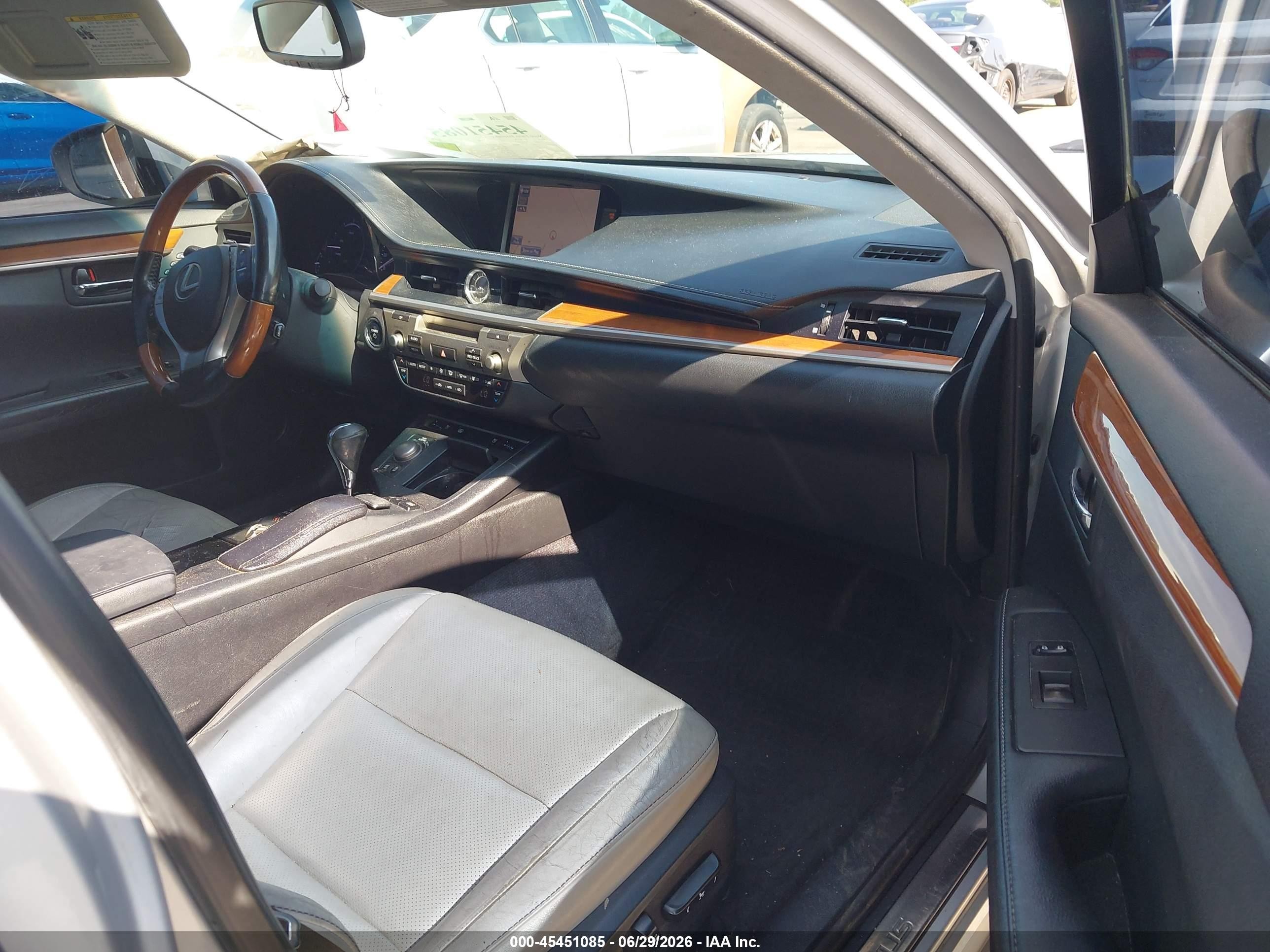 2013 Lexus Es 300h   Silver vin: JTHBW1GG5D2023640