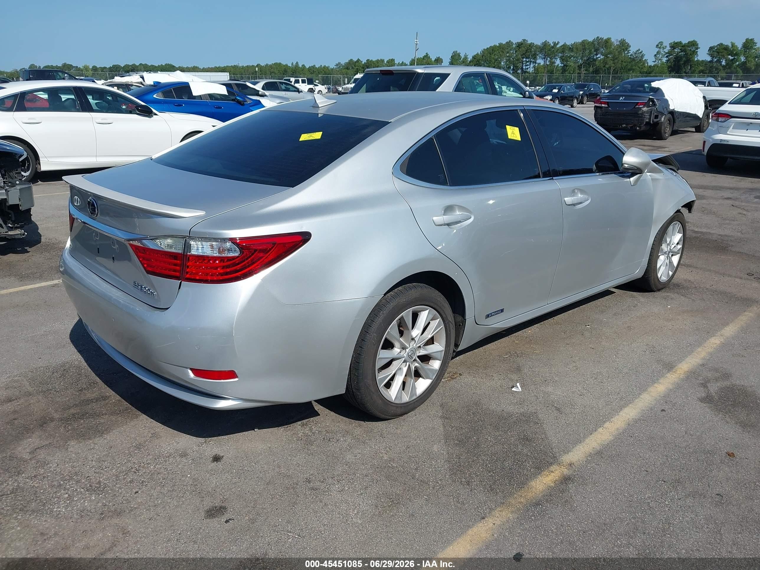 2013 Lexus Es 300h   Silver vin: JTHBW1GG5D2023640
