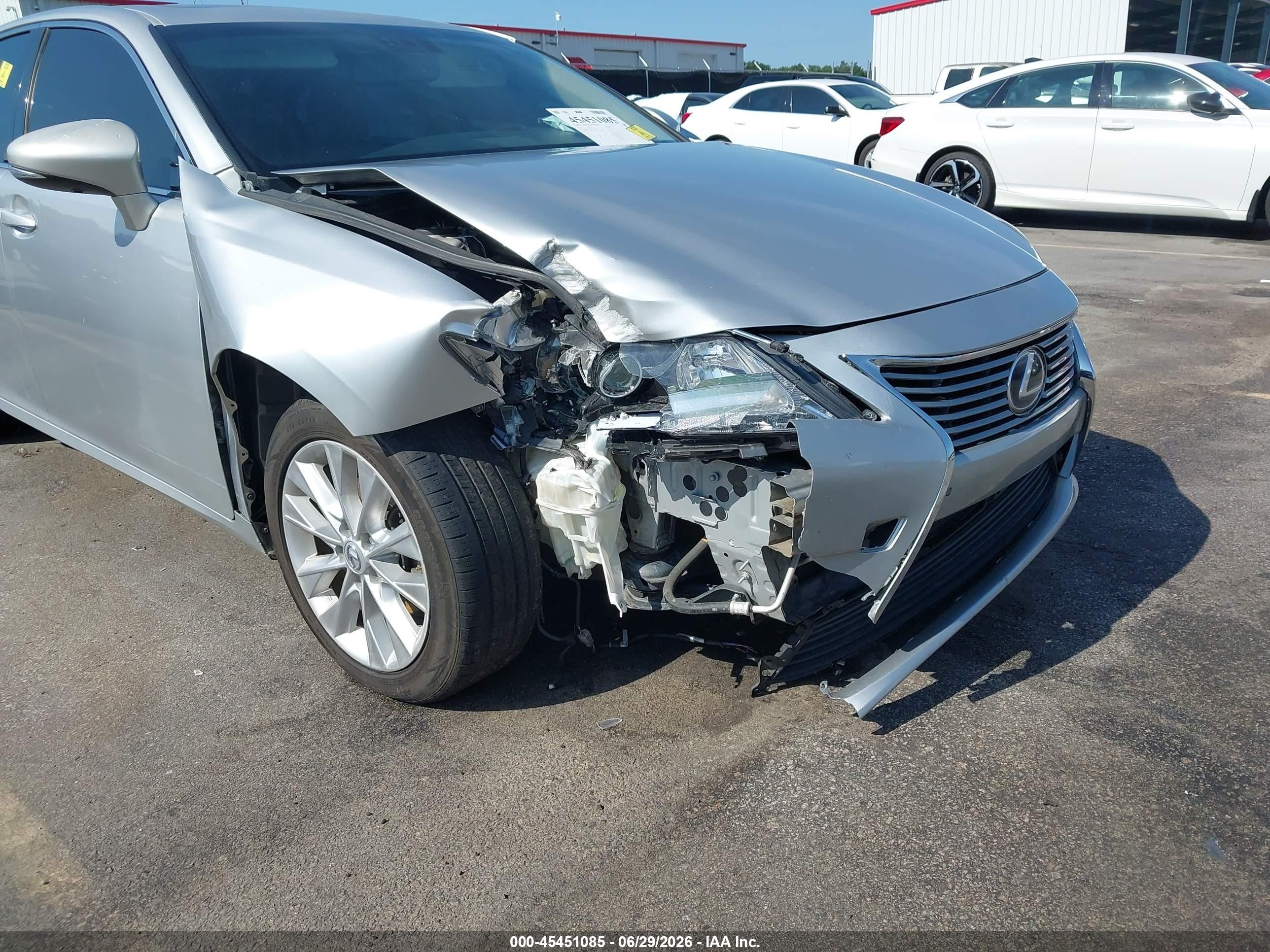 2013 Lexus Es 300h   Silver vin: JTHBW1GG5D2023640