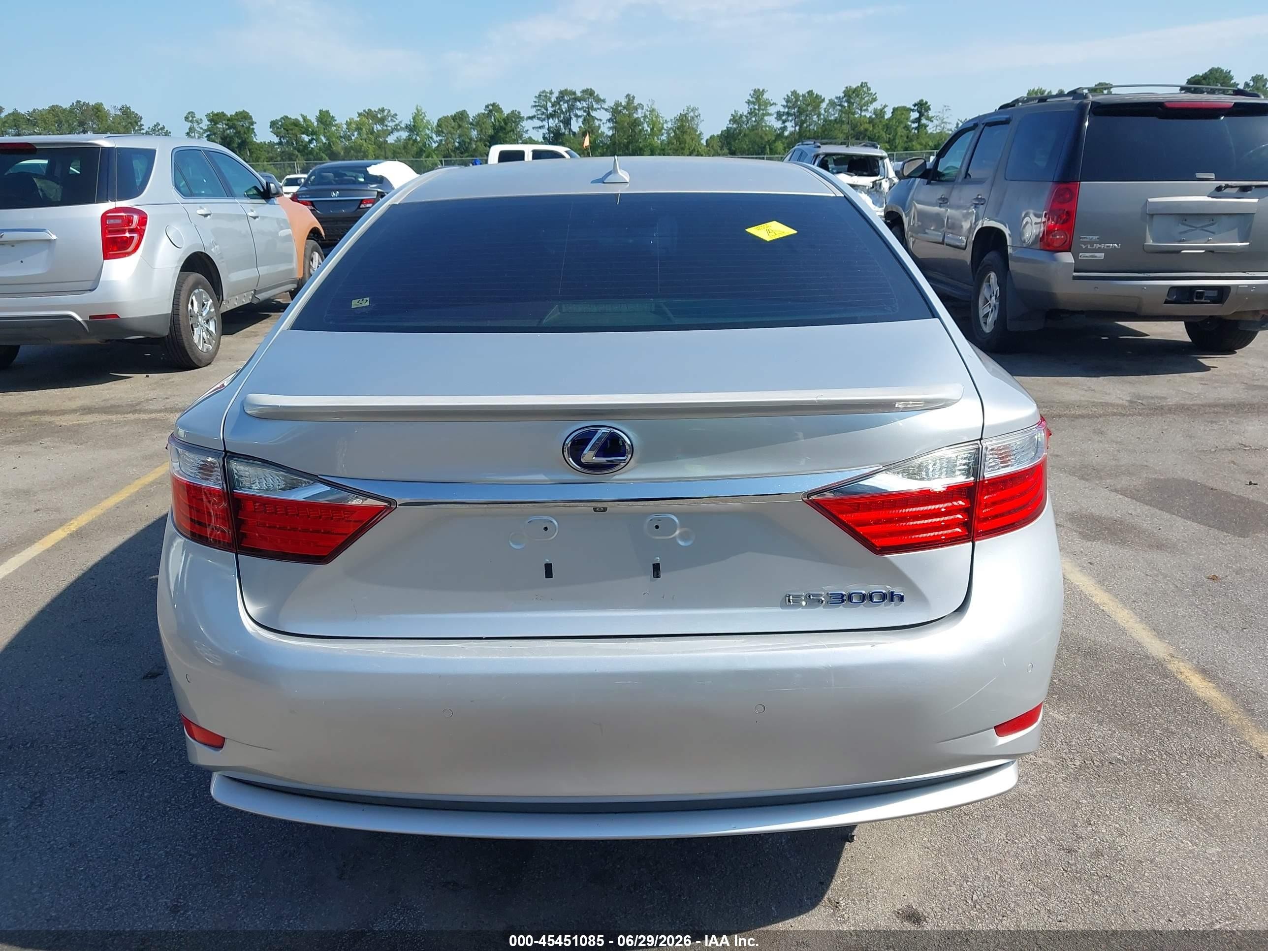 2013 Lexus Es 300h   Silver vin: JTHBW1GG5D2023640