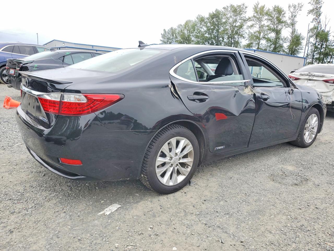 2013 Lexus Es 300h Black vin: JTHBW1GG5D2026795