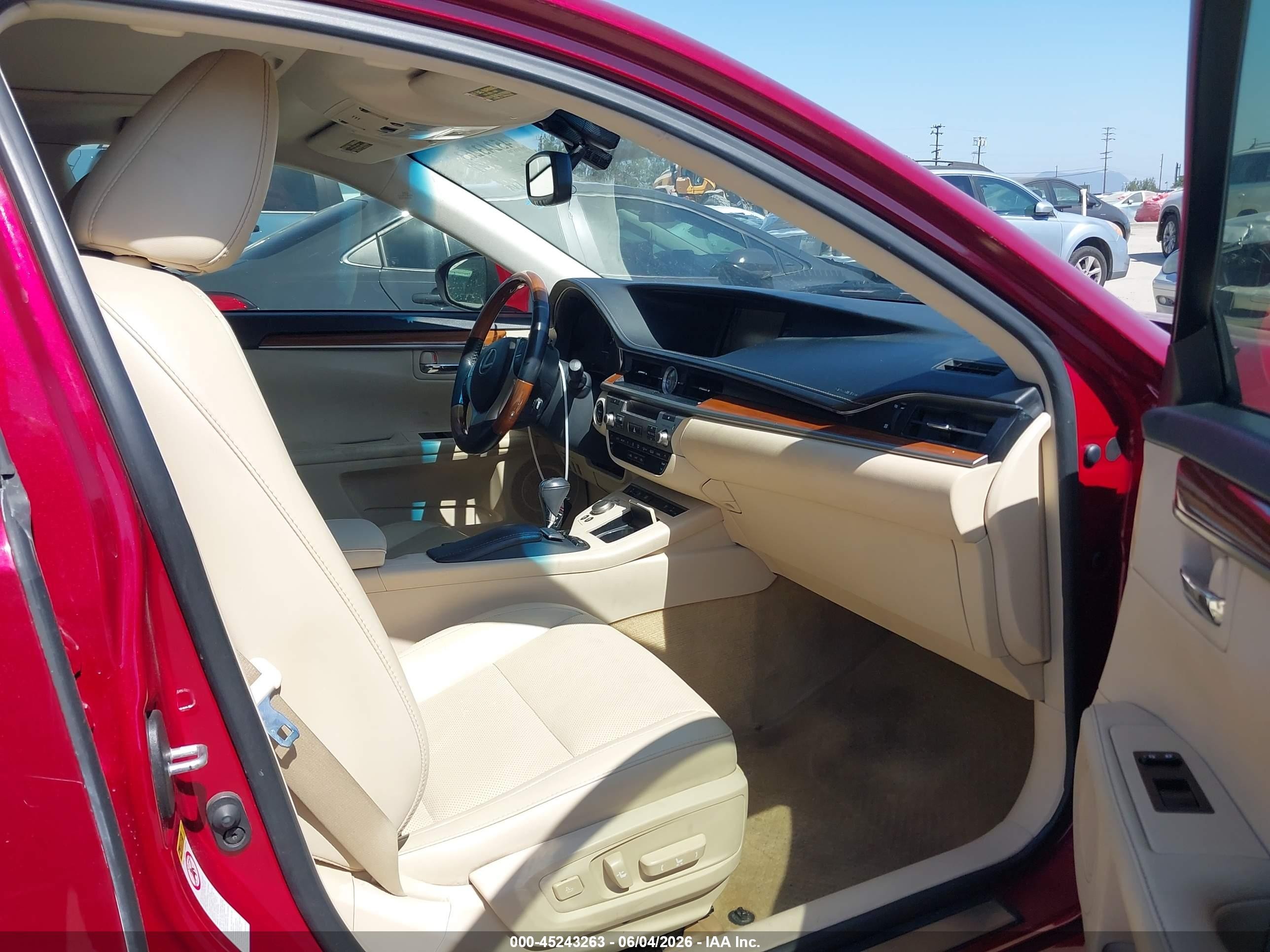 2014 Lexus Es 300h Burgundy vin: JTHBW1GG5E2058521