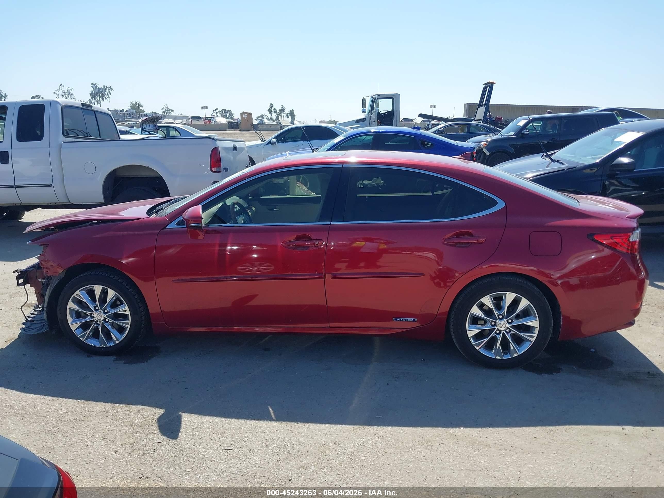 2014 Lexus Es 300h Burgundy vin: JTHBW1GG5E2058521