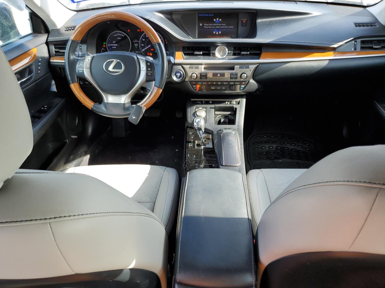 2015 Lexus Es 300h Blue vin: JTHBW1GG5F2084621