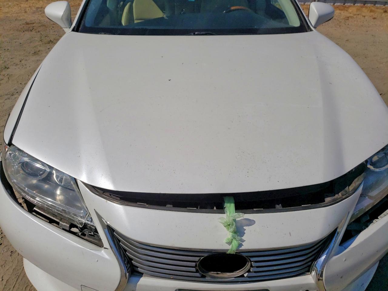 2015 Lexus Es 300h White vin: JTHBW1GG5F2084764
