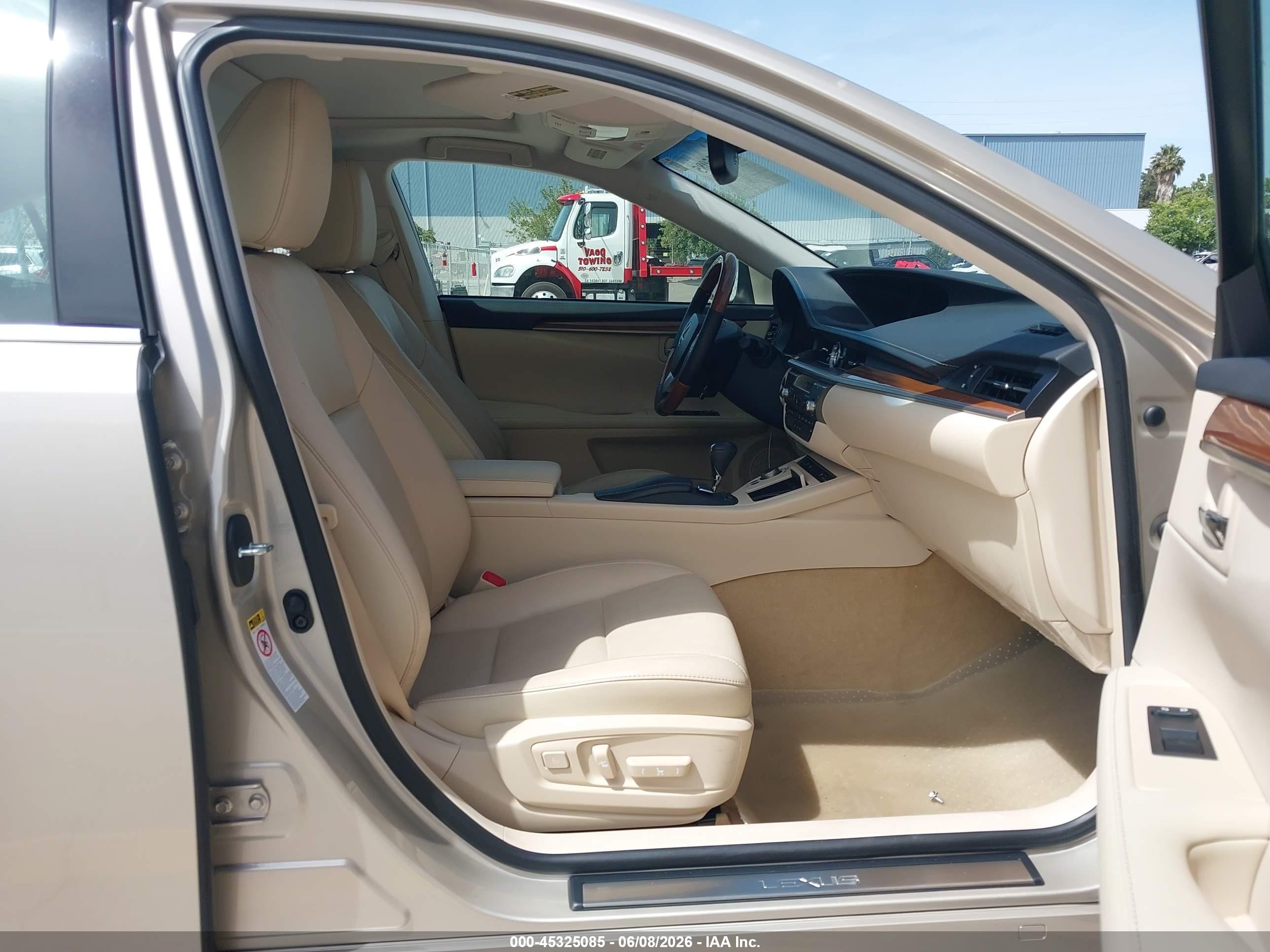 2013 Lexus Es 300h   Gold vin: JTHBW1GG6D2004112