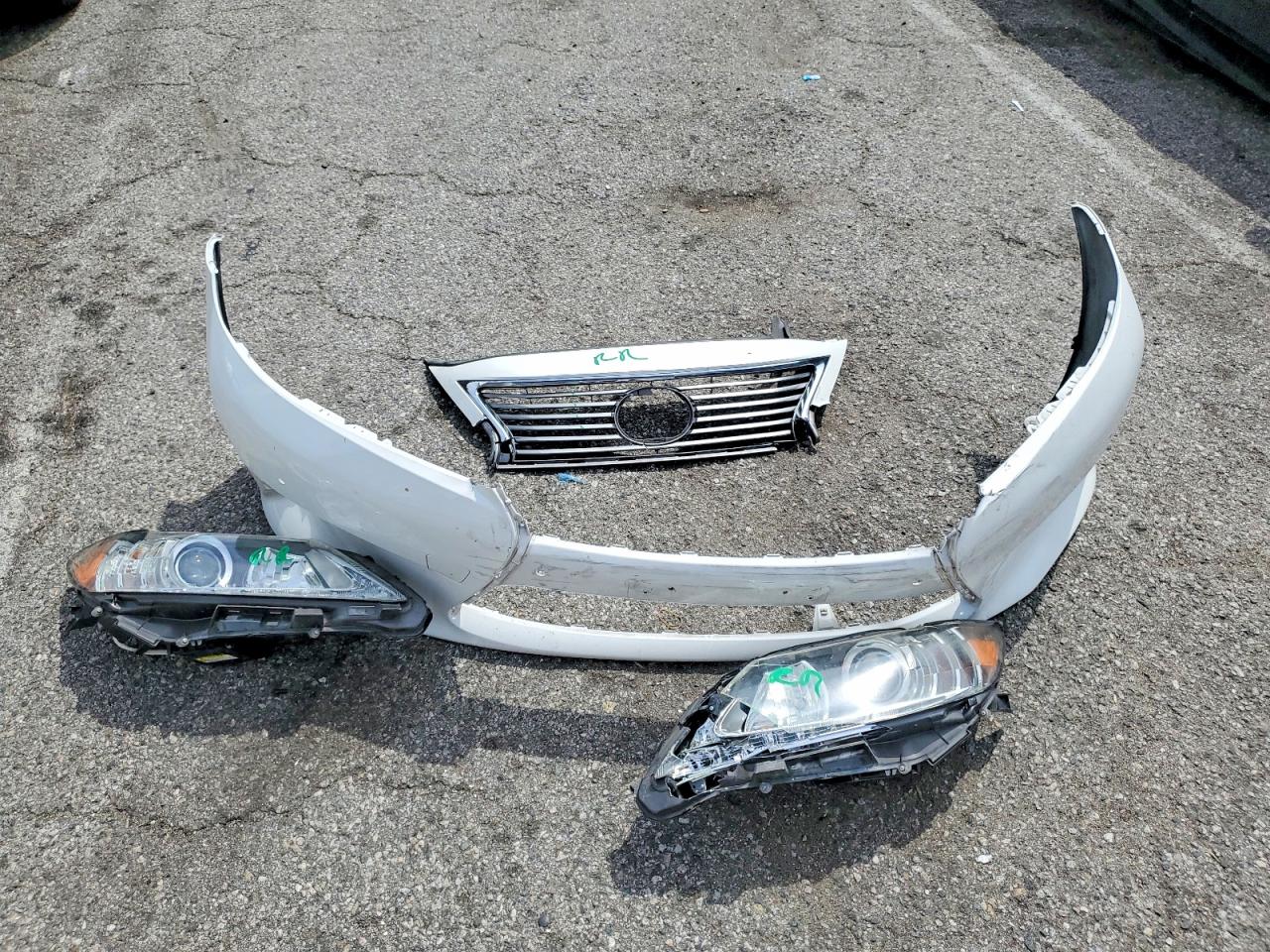 2013 Lexus Es 300h White vin: JTHBW1GG6D2006989