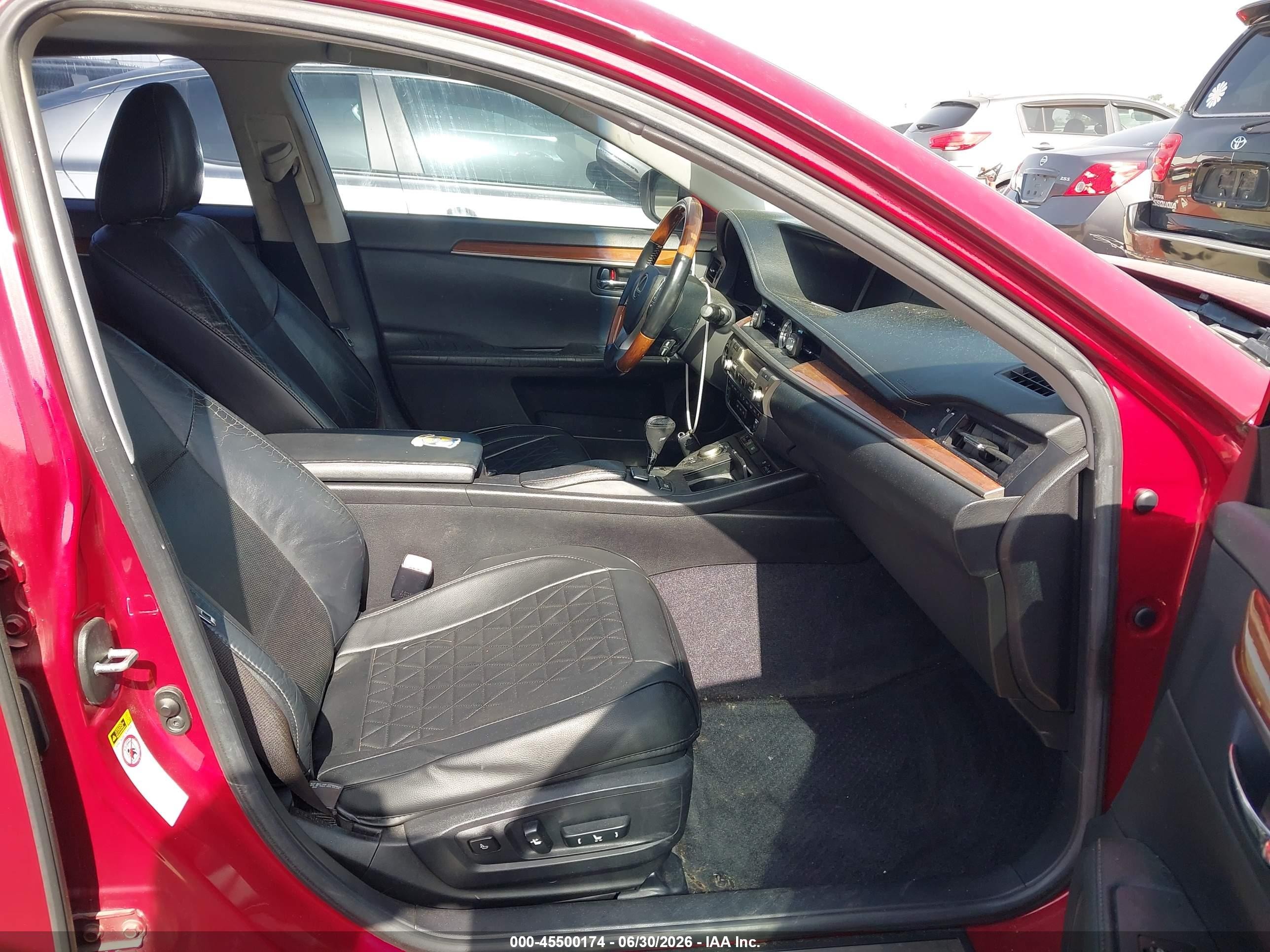 2013 Lexus Es 300h   Maroon vin: JTHBW1GG6D2009522