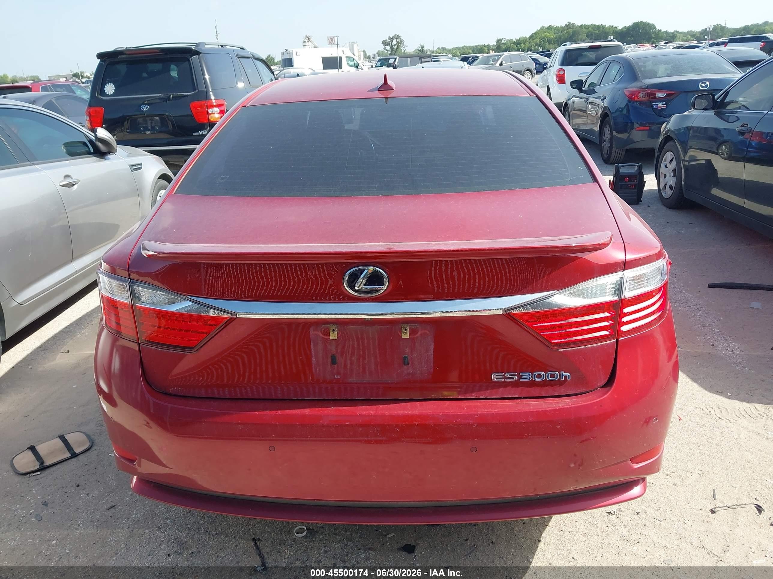 2013 Lexus Es 300h   Maroon vin: JTHBW1GG6D2009522