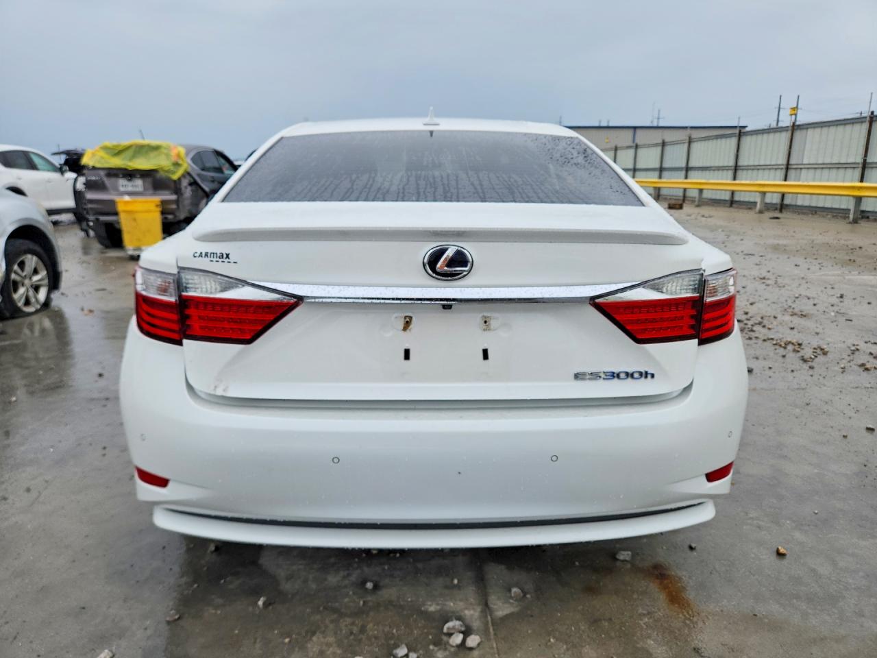 2013 Lexus Es 300h White vin: JTHBW1GG6D2013845
