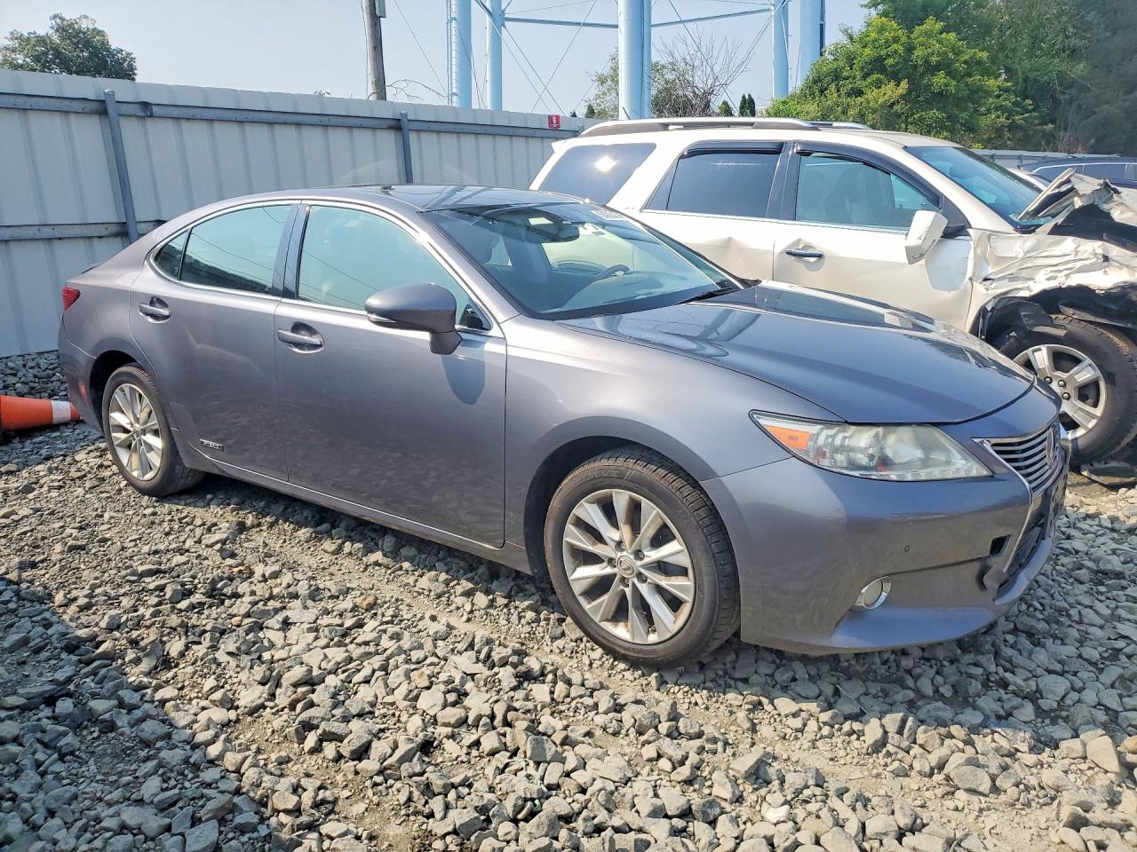2013 Lexus Es 300h Black vin: JTHBW1GG6D2026661