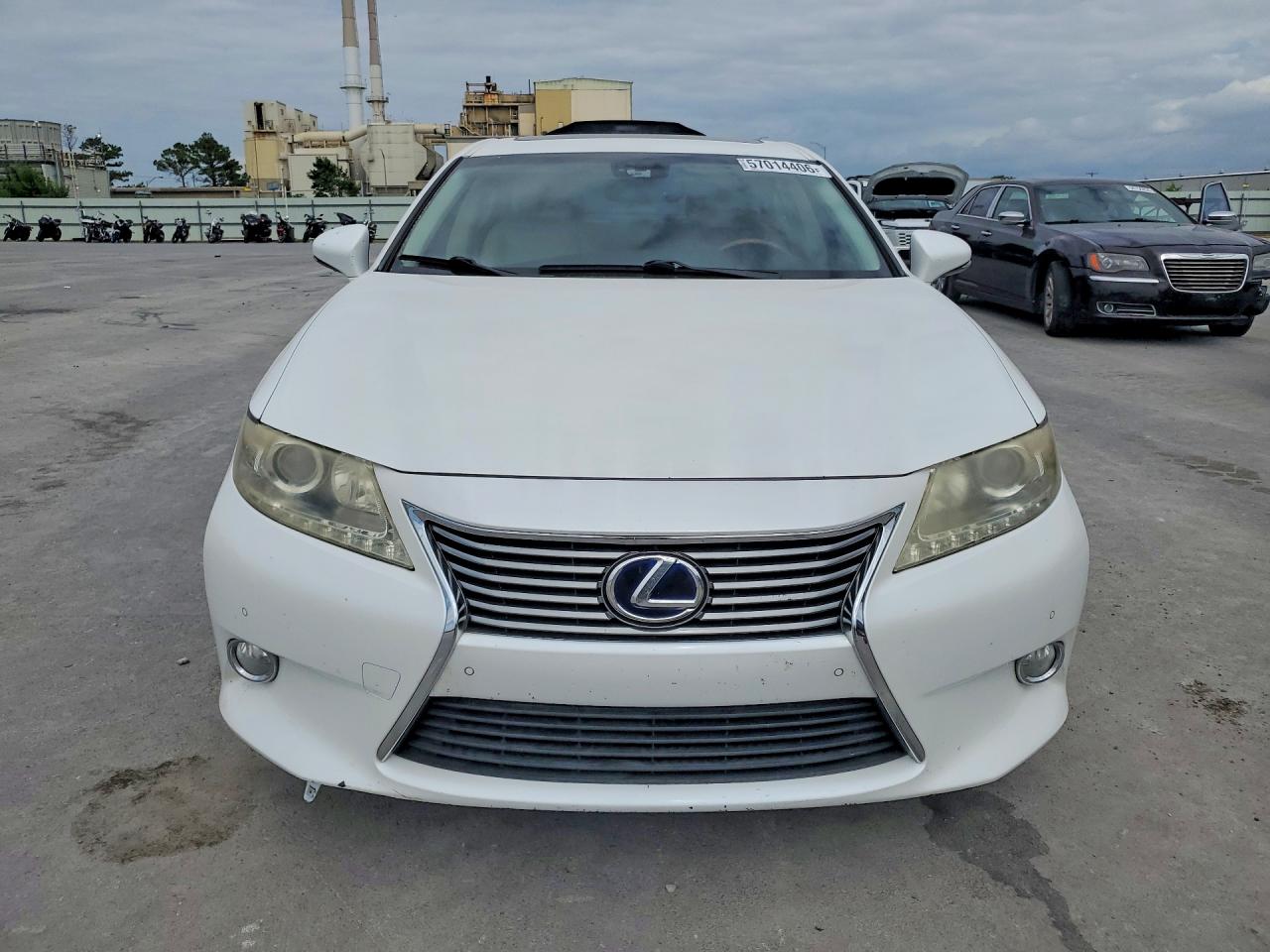 2013 Lexus Es 300h White vin: JTHBW1GG6D2030631