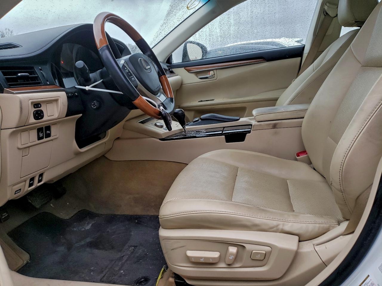 2014 Lexus Es 300h Белый vin: JTHBW1GG6E2053666
