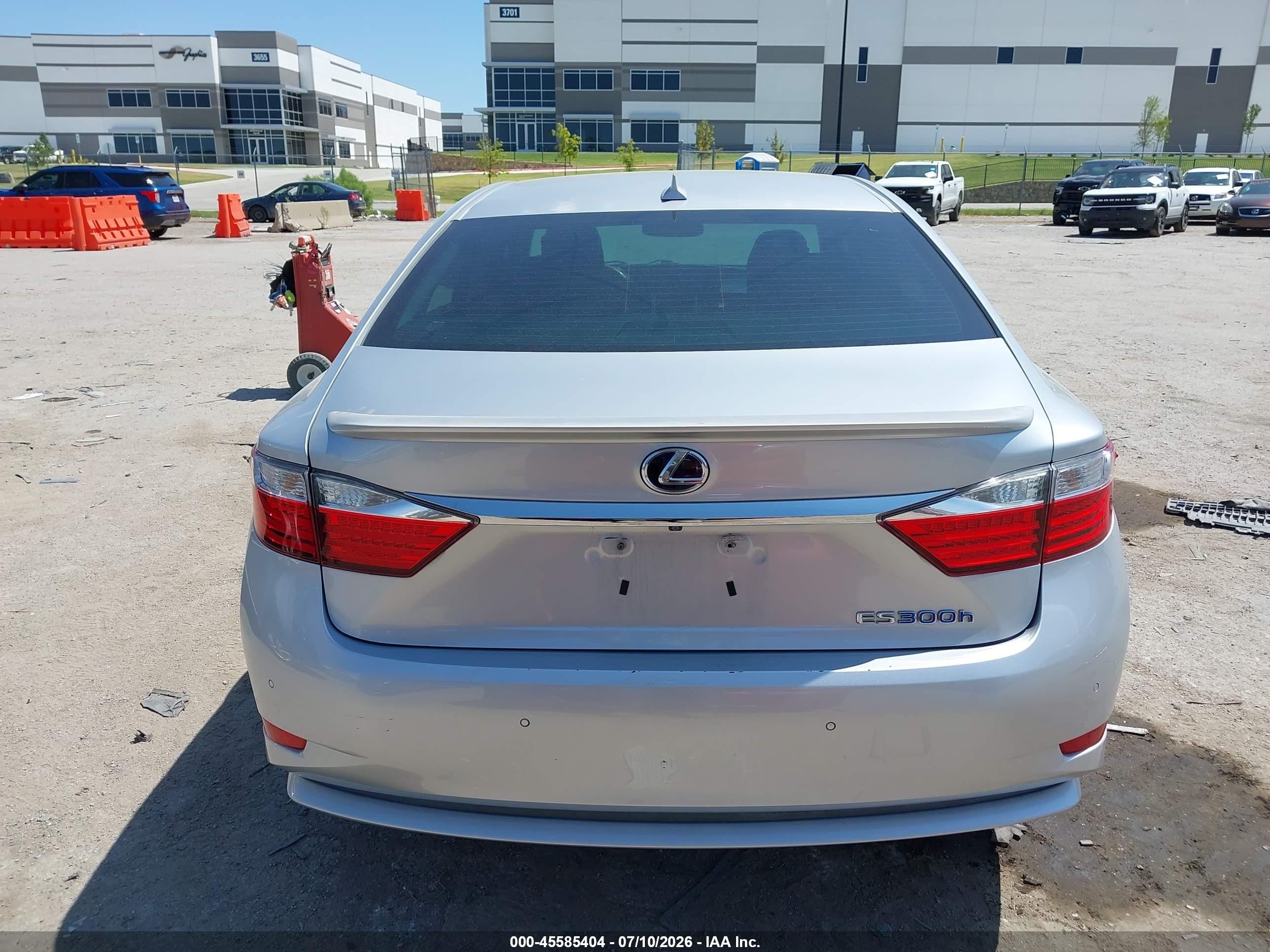 2014 Lexus Es 300h   Silver vin: JTHBW1GG6E2053702