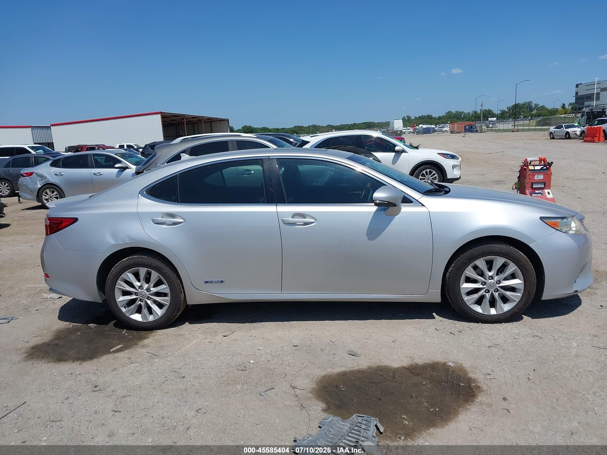 2014 Lexus Es 300h   Silver vin: JTHBW1GG6E2053702
