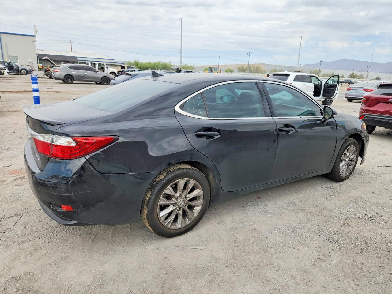 2014 Lexus Es 300h Черный vin: JTHBW1GG6E2054137