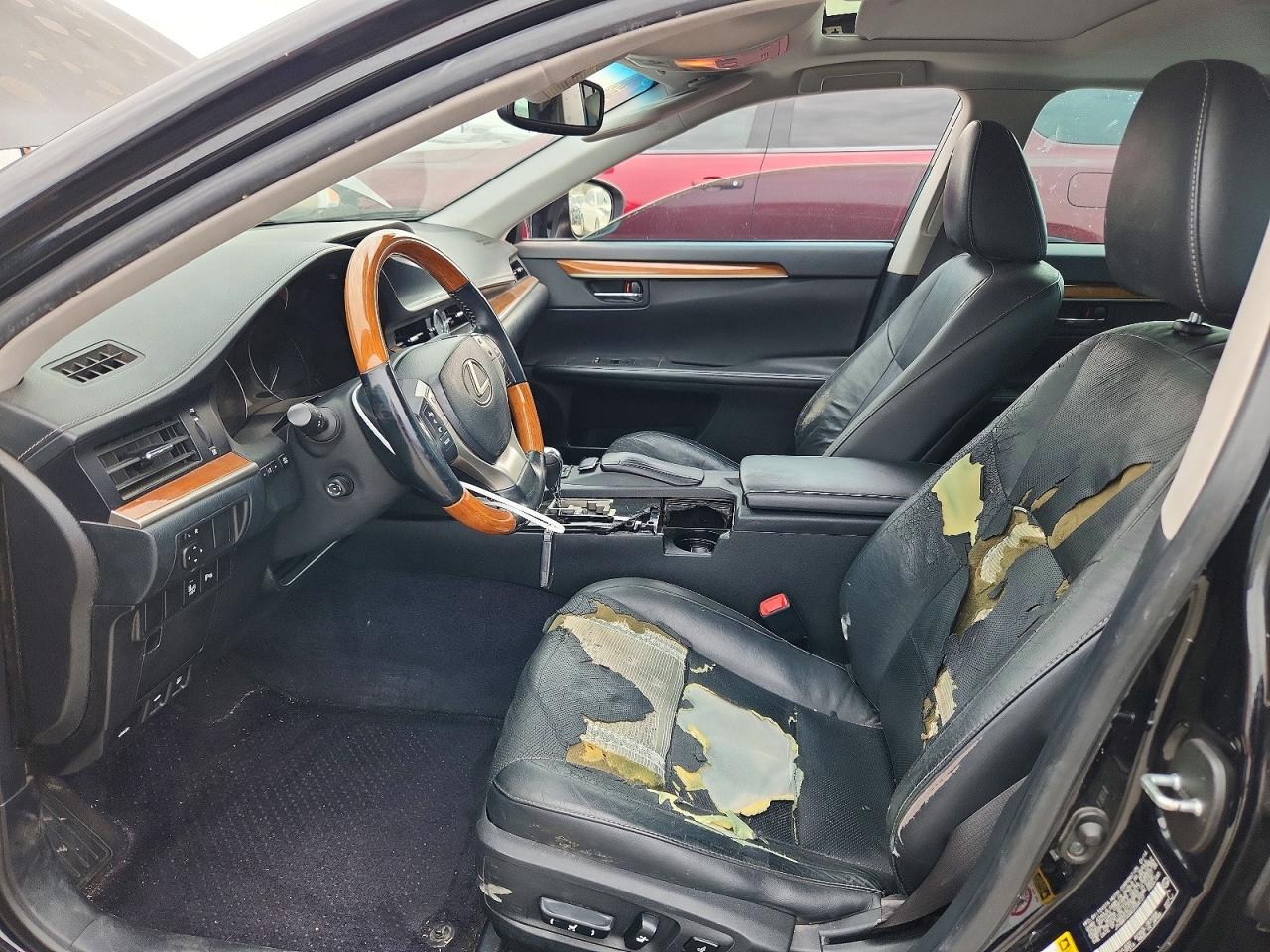2014 Lexus Es 300h Черный vin: JTHBW1GG6E2054137