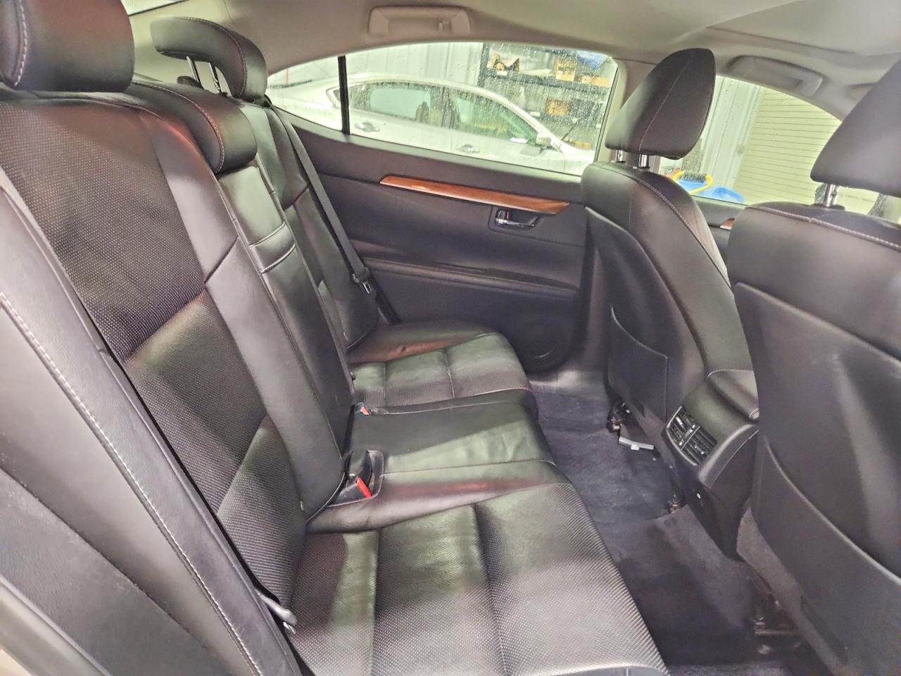 2015 Lexus Es 300h Серый vin: JTHBW1GG6F2081081