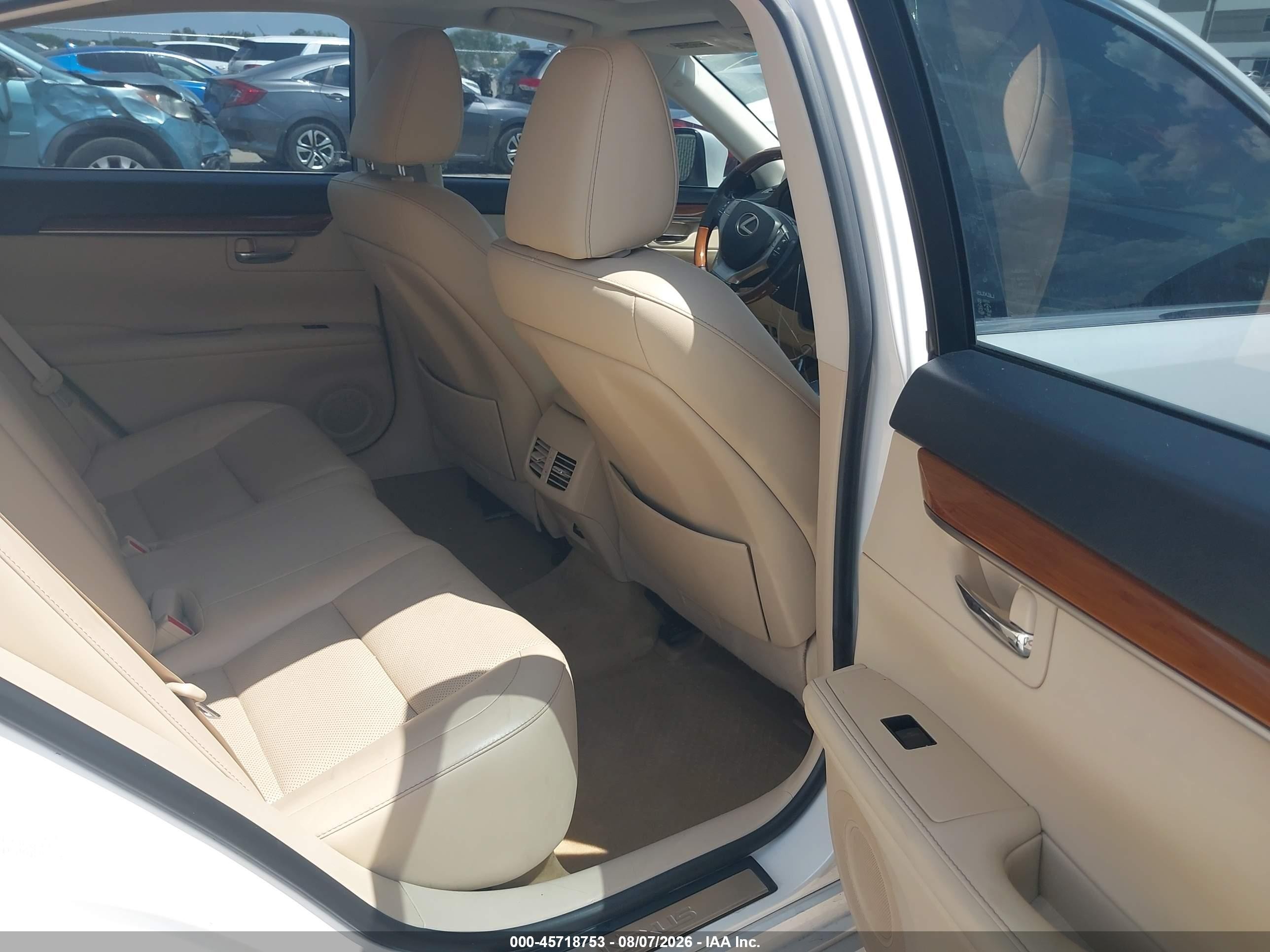 2015 Lexus Es 300h   White vin: JTHBW1GG6F2083350
