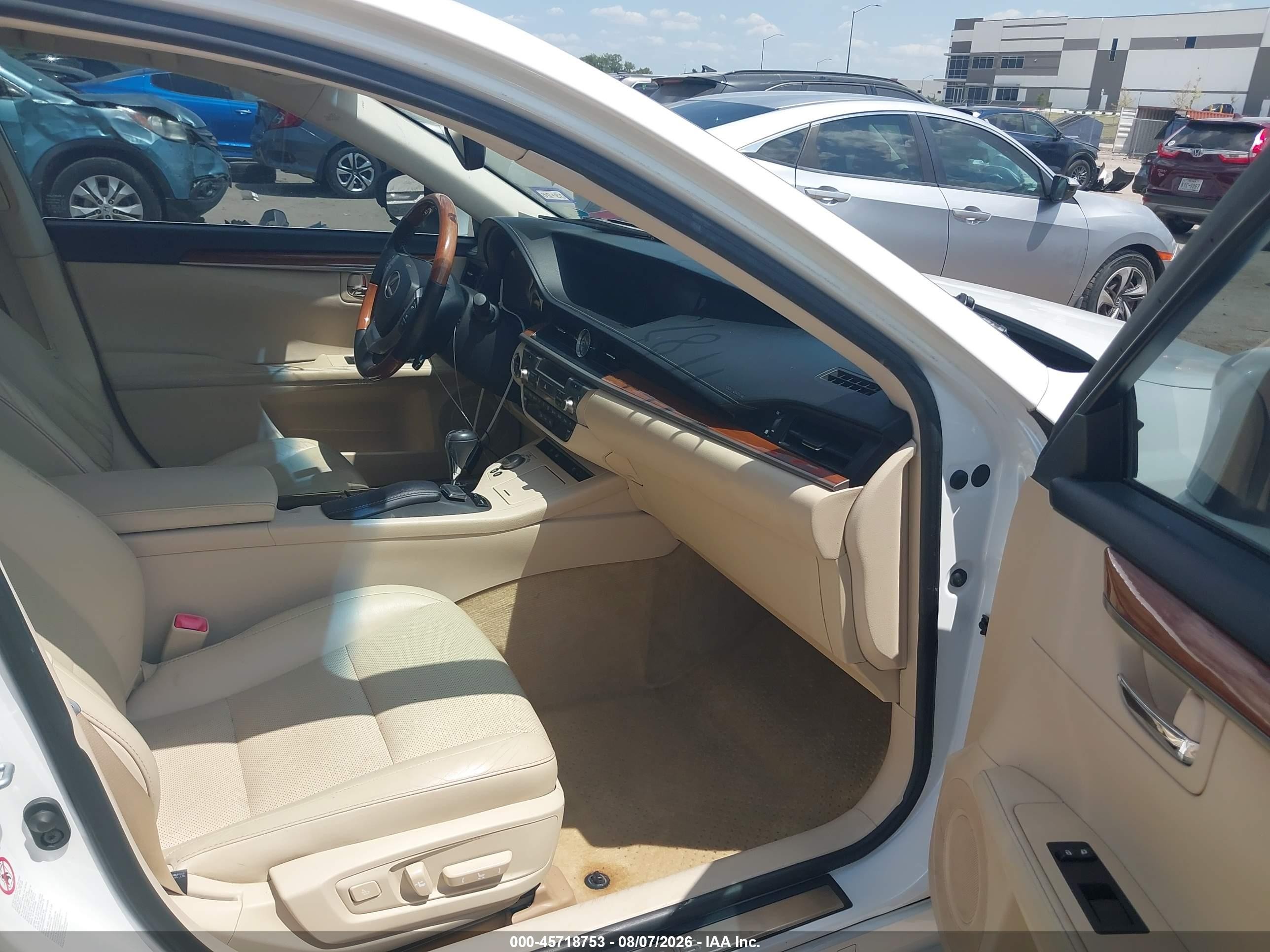 2015 Lexus Es 300h   White vin: JTHBW1GG6F2083350