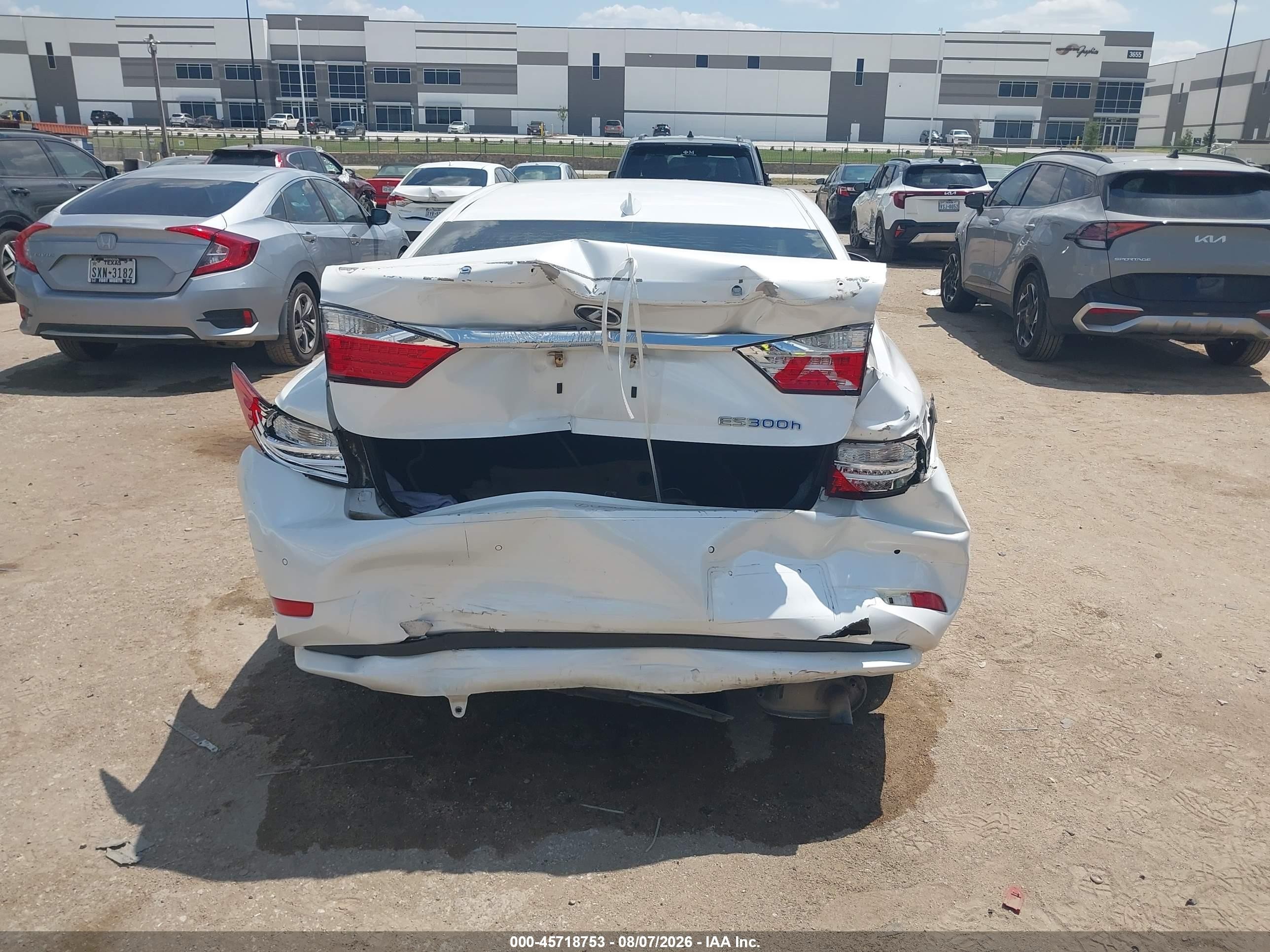 2015 Lexus Es 300h   White vin: JTHBW1GG6F2083350