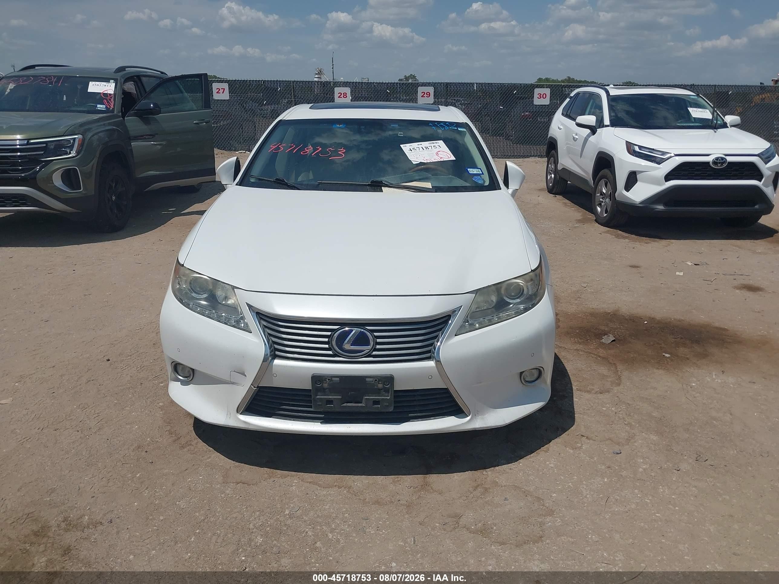 2015 Lexus Es 300h   White vin: JTHBW1GG6F2083350