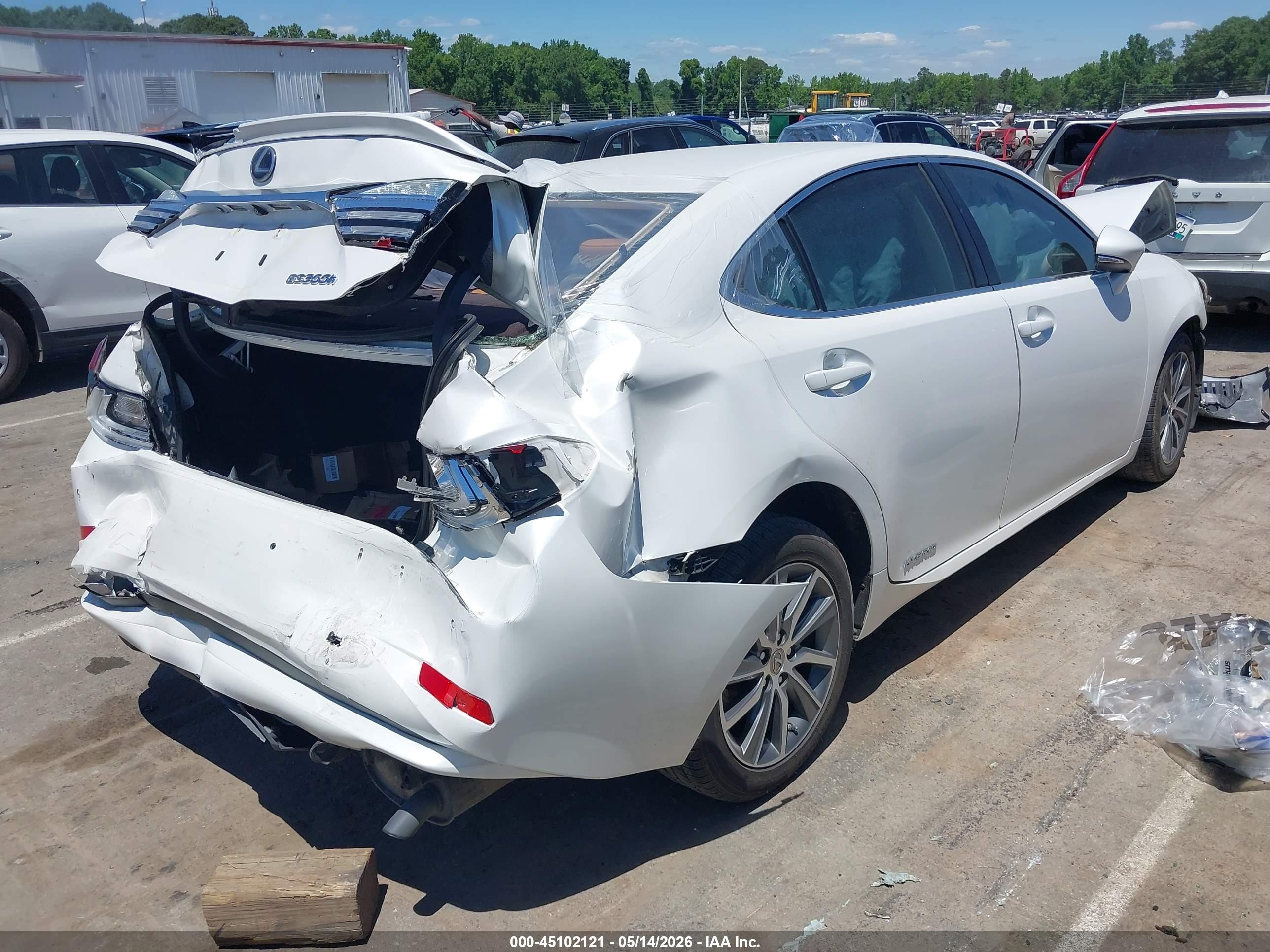 2017 Lexus Es 300h   White vin: JTHBW1GG6H2147650