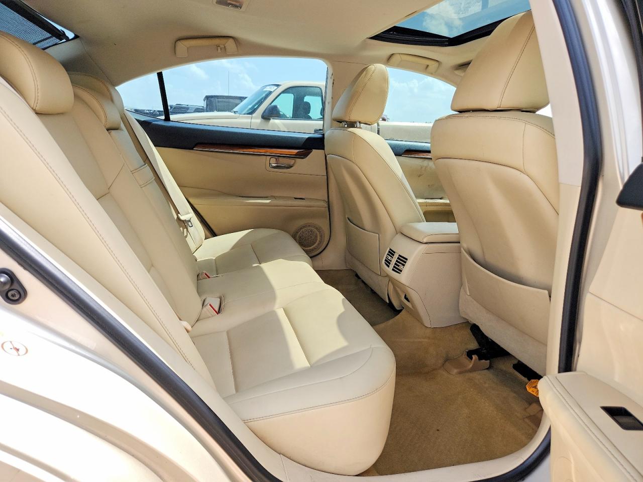 2013 Lexus Es 300h Gold vin: JTHBW1GG7D2008248