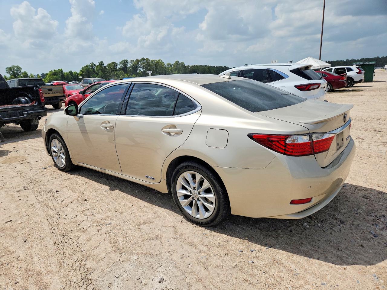 2013 Lexus Es 300h Gold vin: JTHBW1GG7D2008248