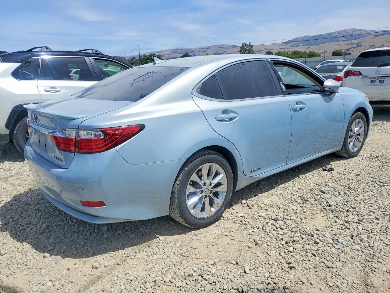 2013 Lexus Es 300h Blue vin: JTHBW1GG7D2014275