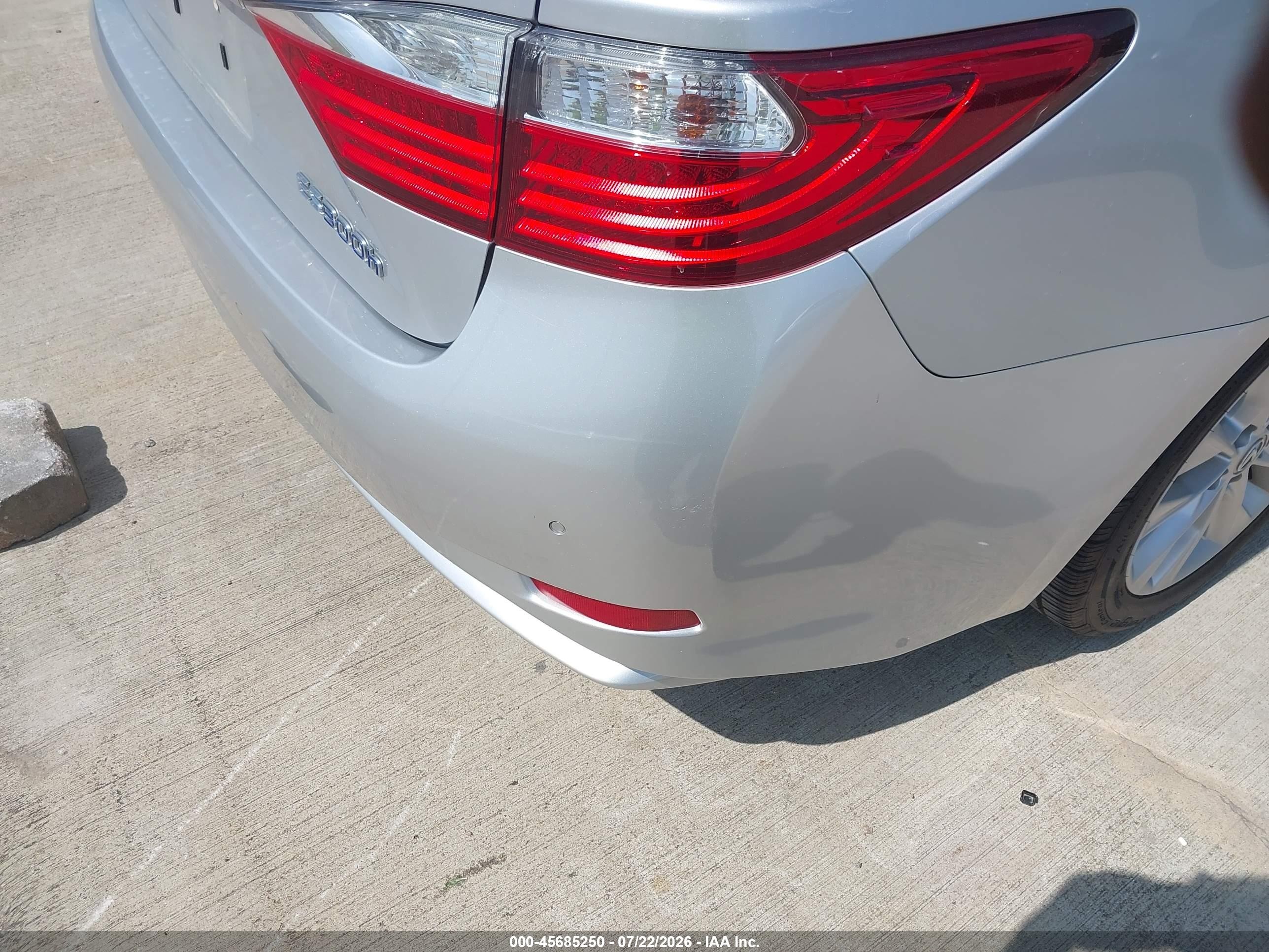 2013 Lexus Es 300h   Silver vin: JTHBW1GG7D2028368