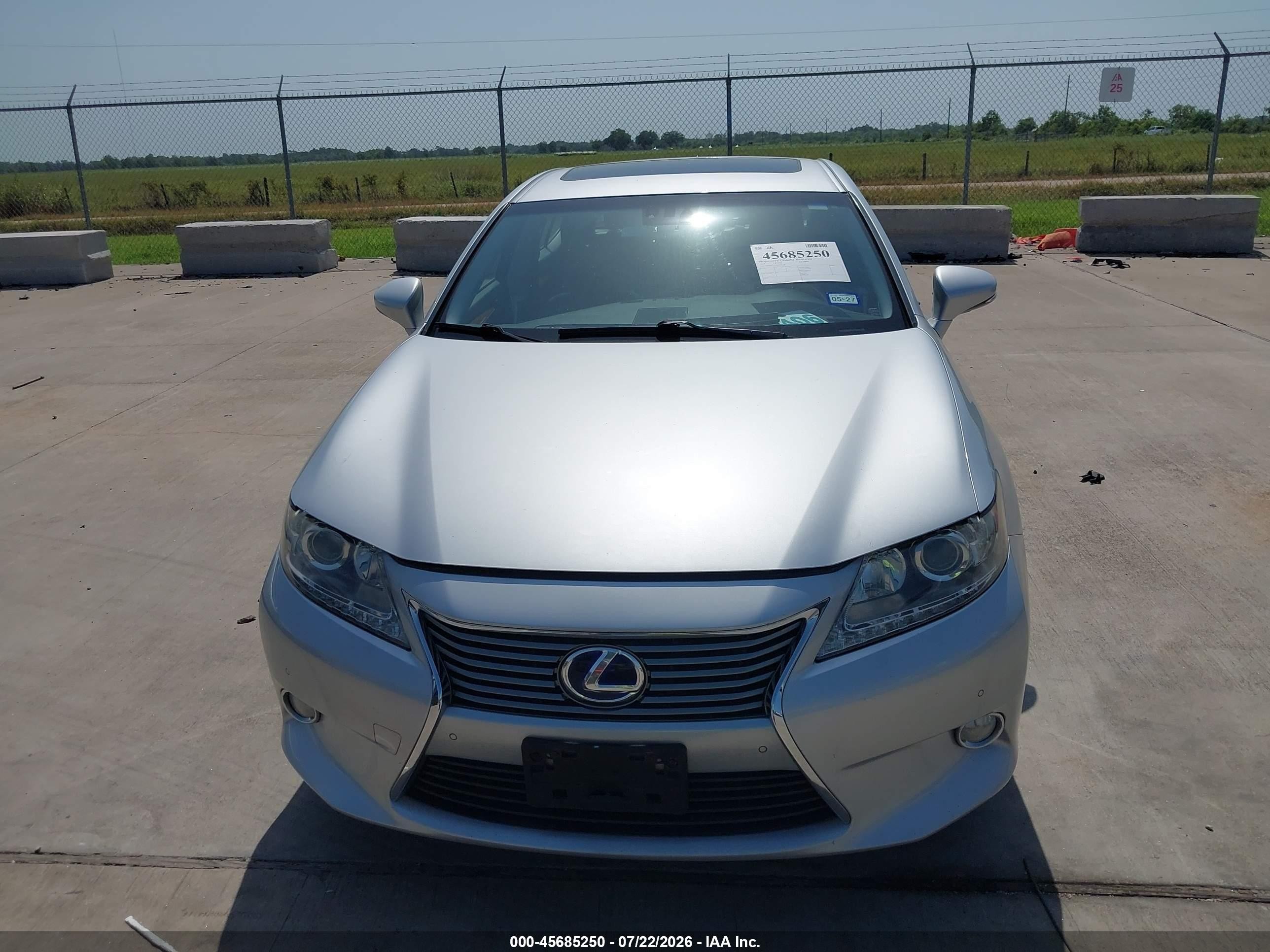 2013 Lexus Es 300h   Silver vin: JTHBW1GG7D2028368