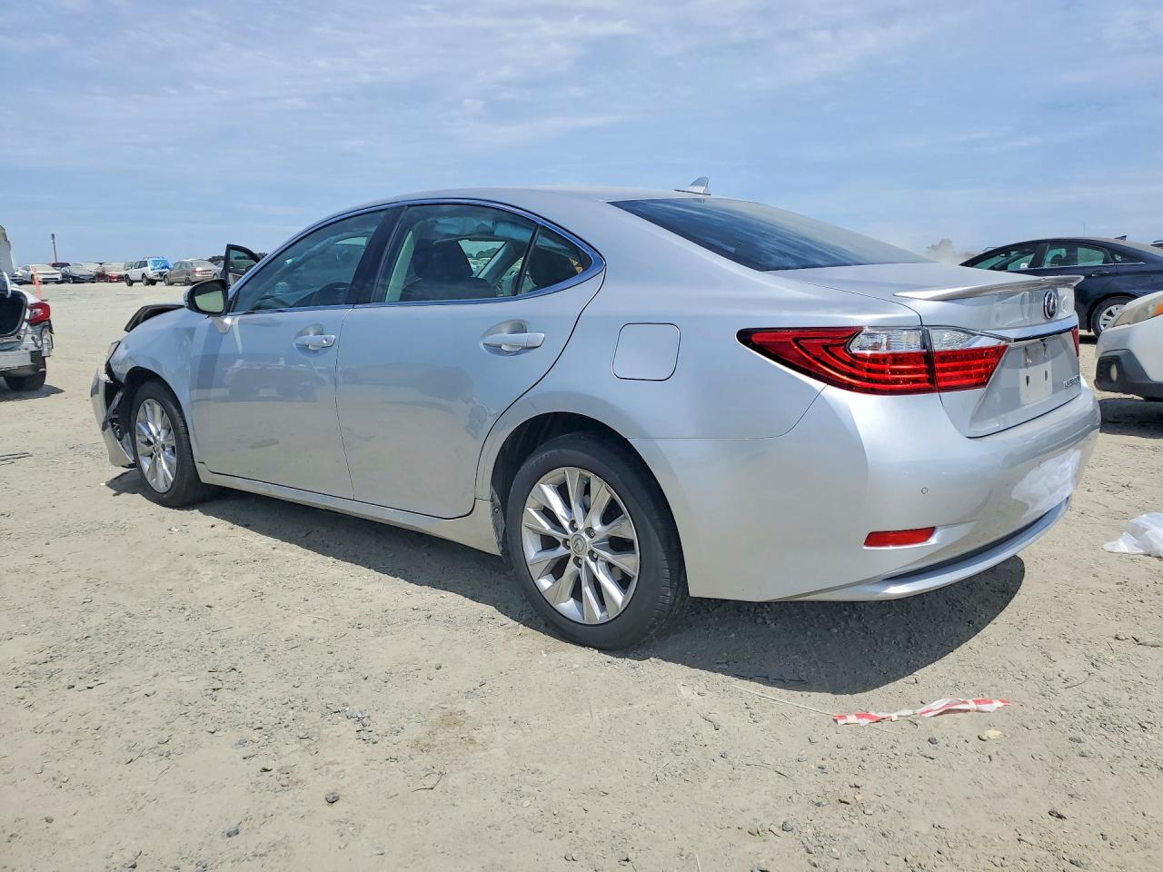 2013 Lexus Es 300h Silver vin: JTHBW1GG7D2038544